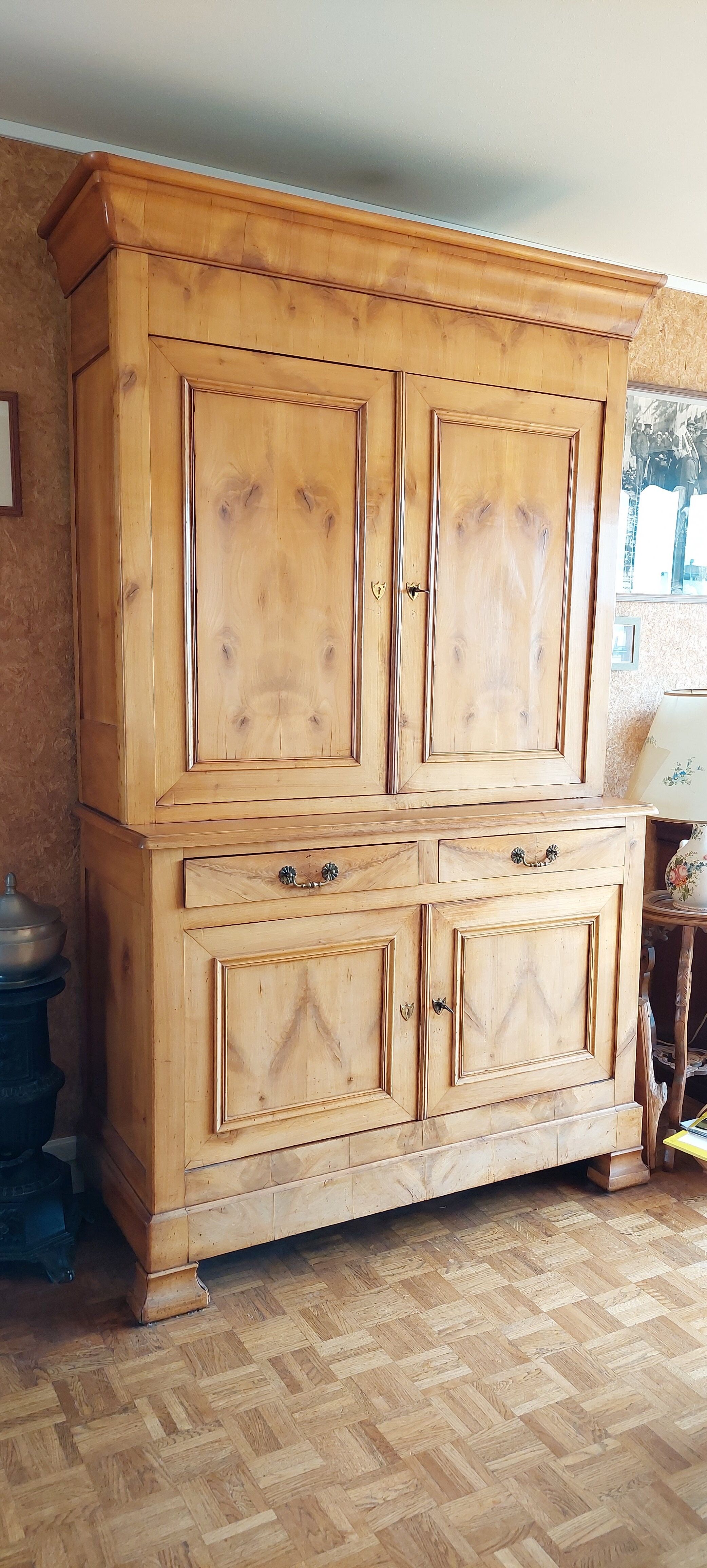 Buffet 2 body Louis Philippe Merisier massif