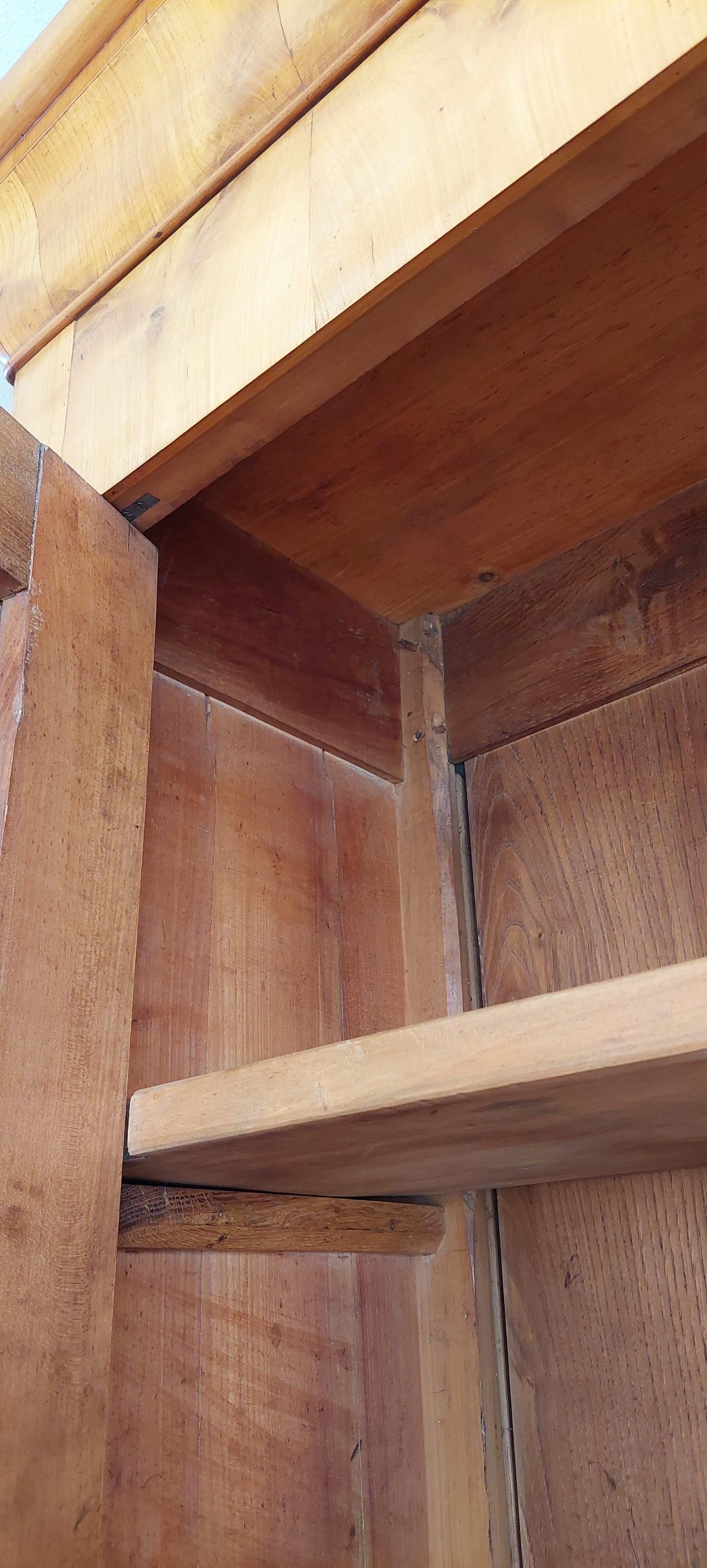 Buffet 2 body Louis Philippe Merisier massif