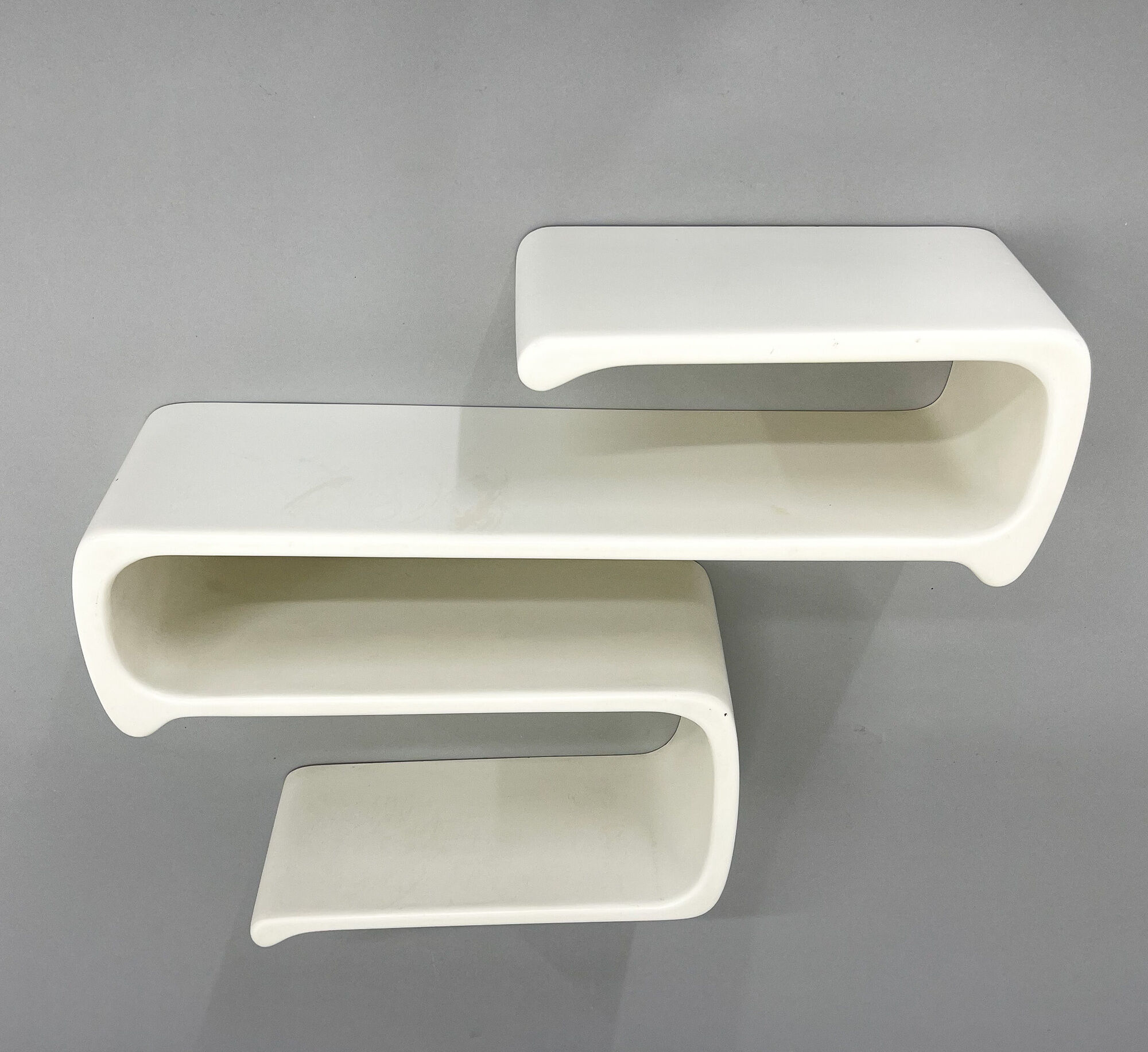 1960's italian Mobelhause laquered wood shelf