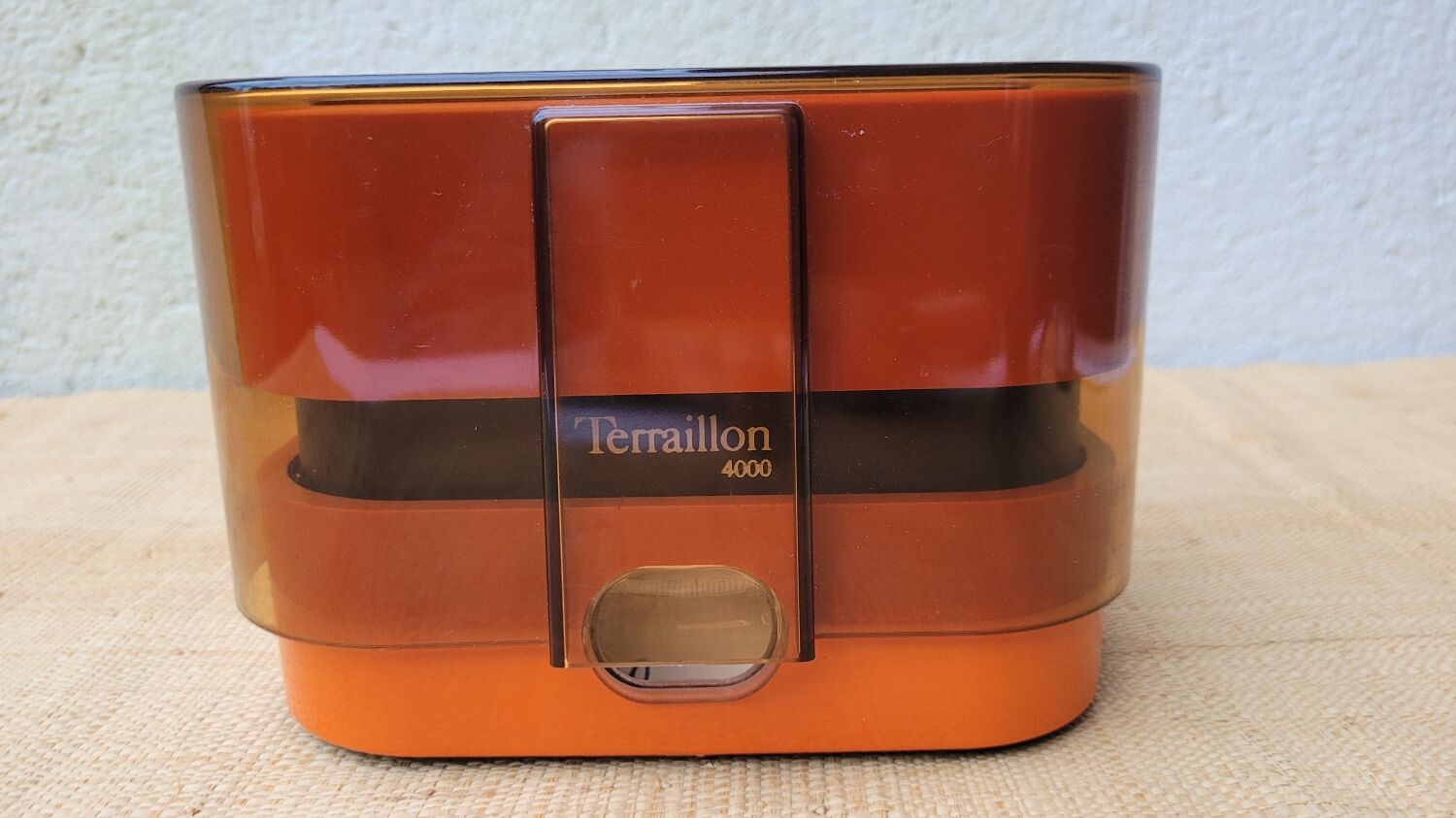 Household scale 70's