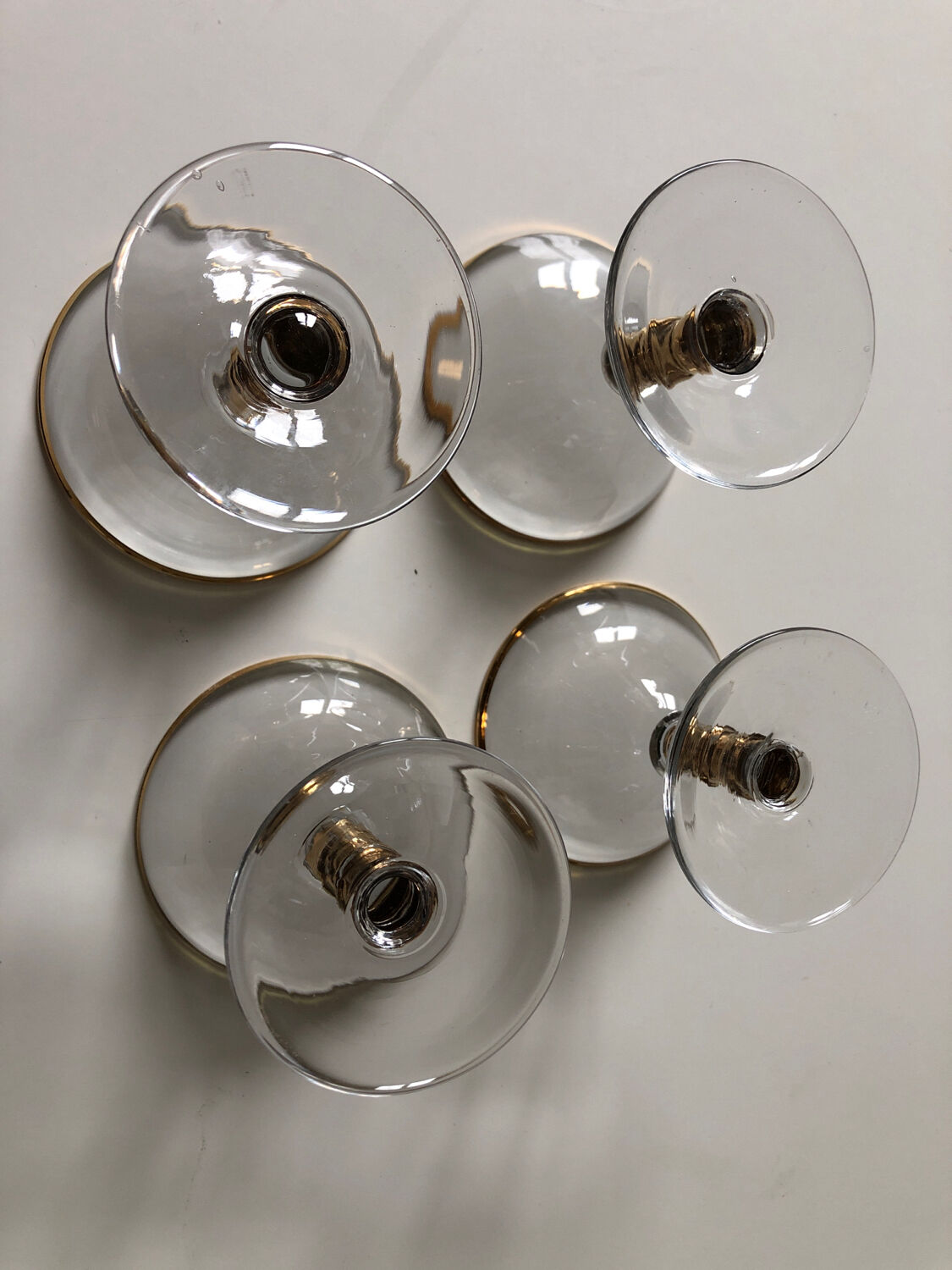 4 verres à liqueur