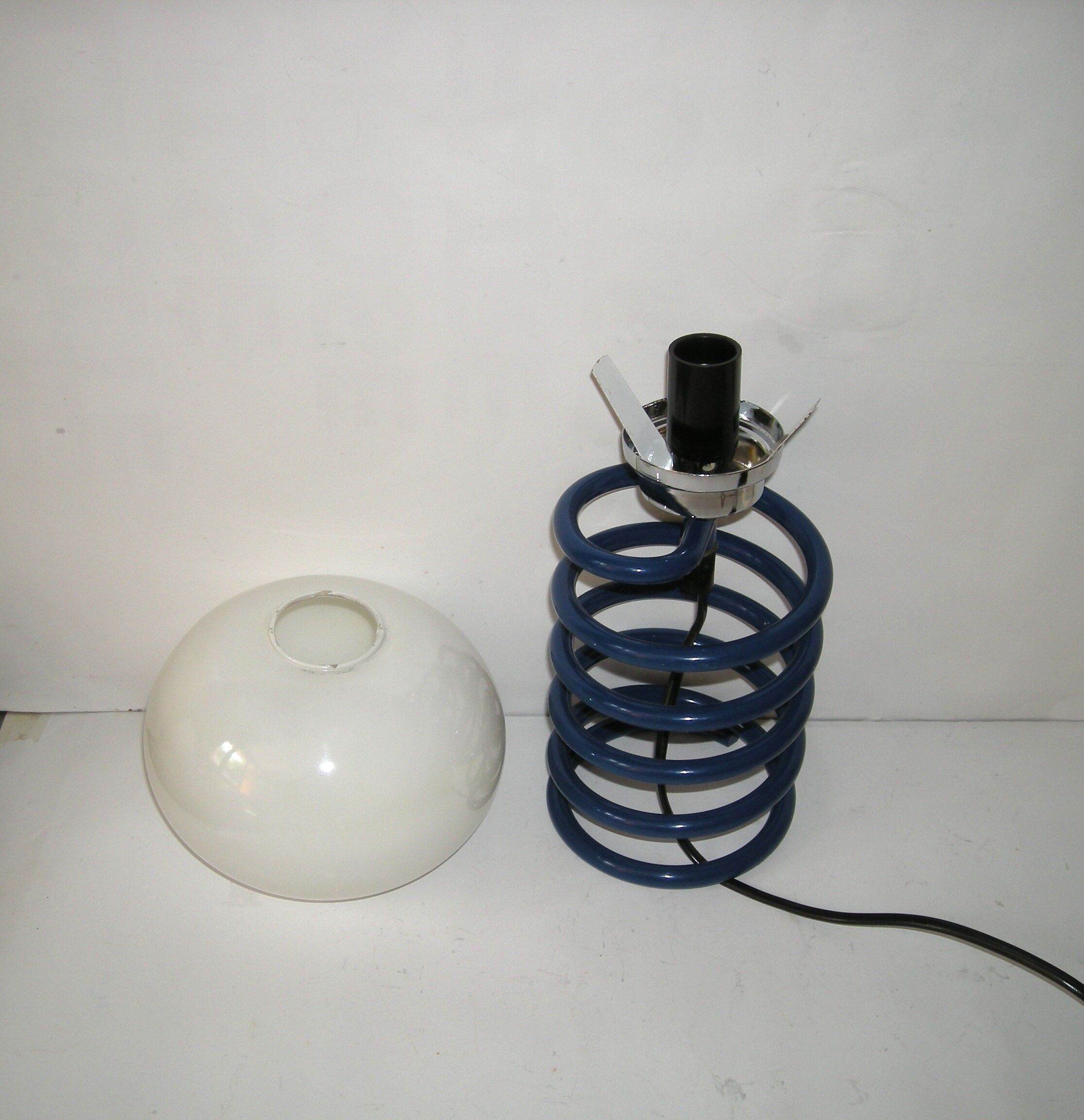 70s spring lamp