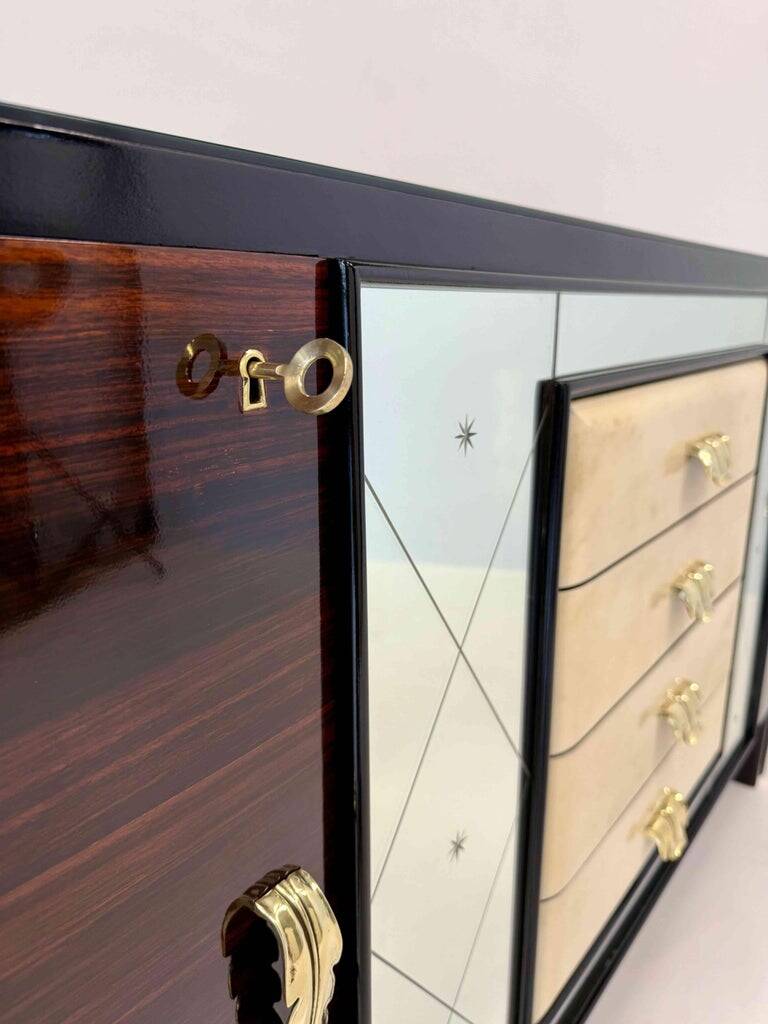 Italian 1940s Art Deco Sideboard in Macassar, Parchment, Attr. Osvaldo Bors