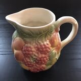 Raspberry pitcher in dabbling