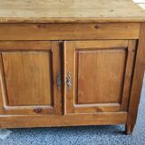 Two-door pine-picker buffet