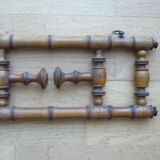Bistro coat rack with 4 folding hooks