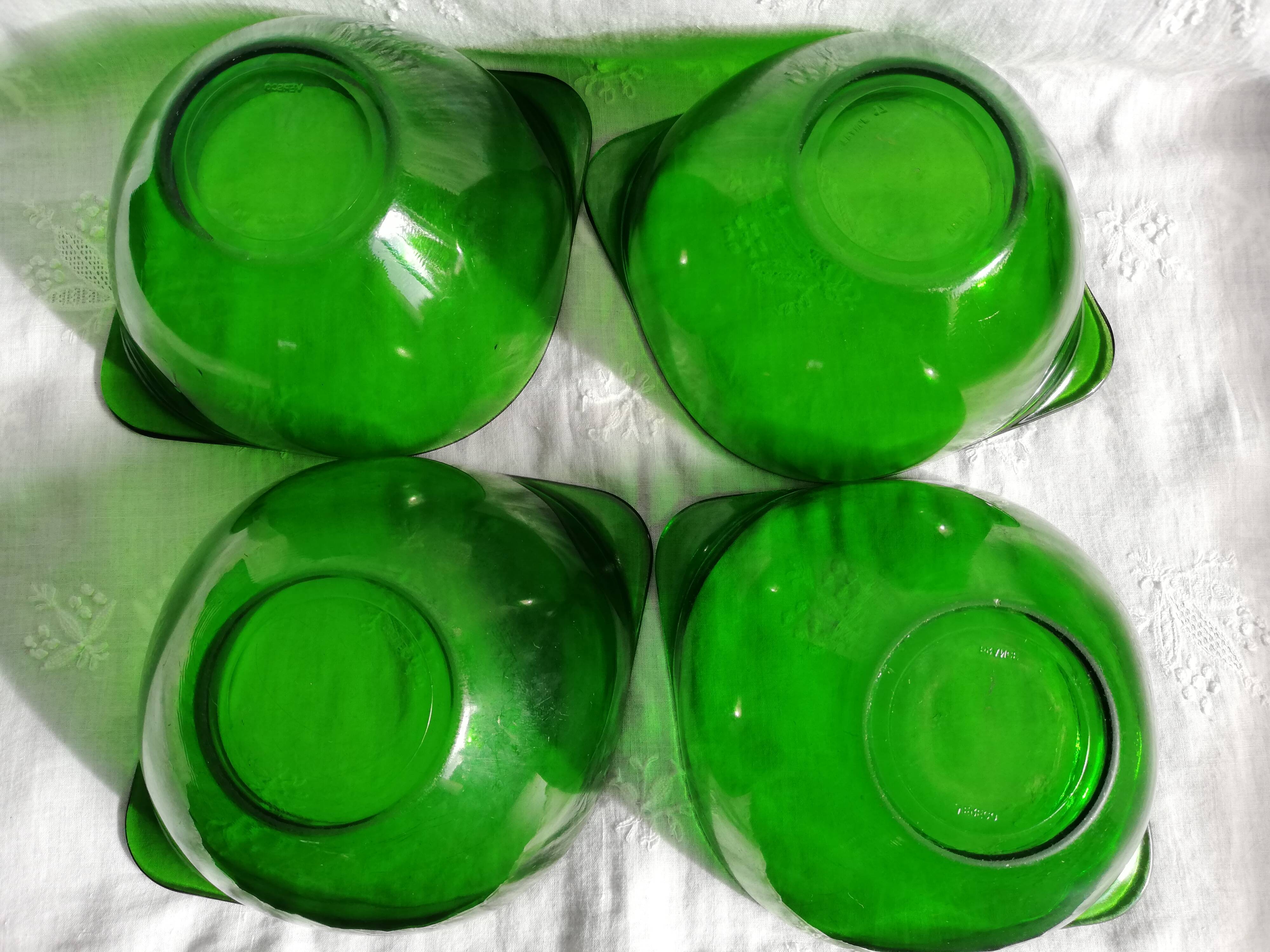 Set de 4 bols à oreille