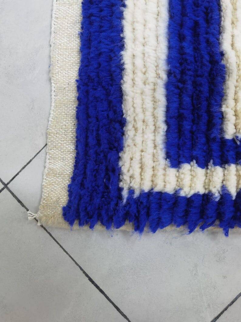 Pure wool rug 2/2.5 m