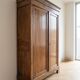 Armoire ancienne en bois massif