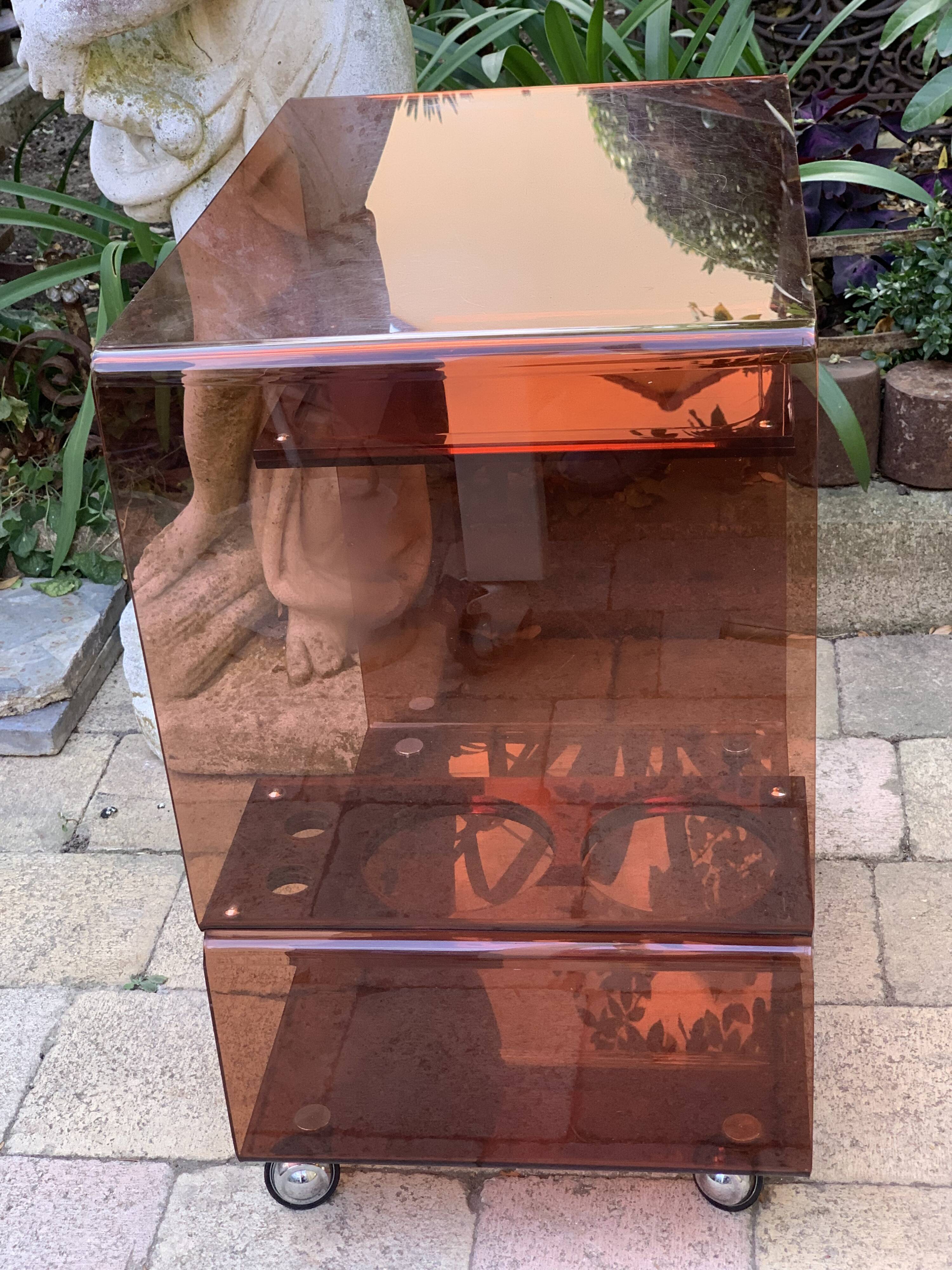 Smoked plexiglas rolling bar 70