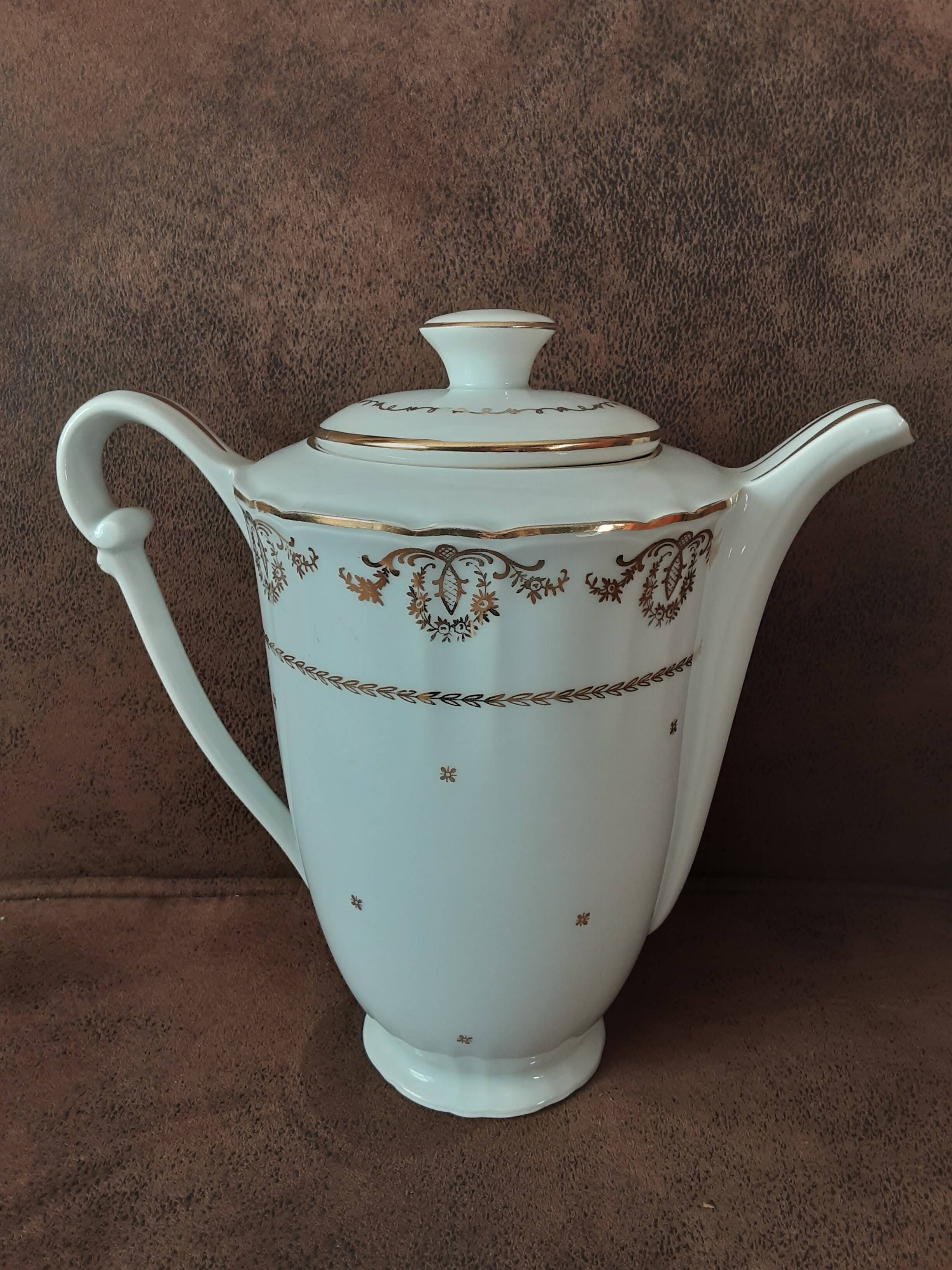 Luxury porcelain coffee pot from the National Company