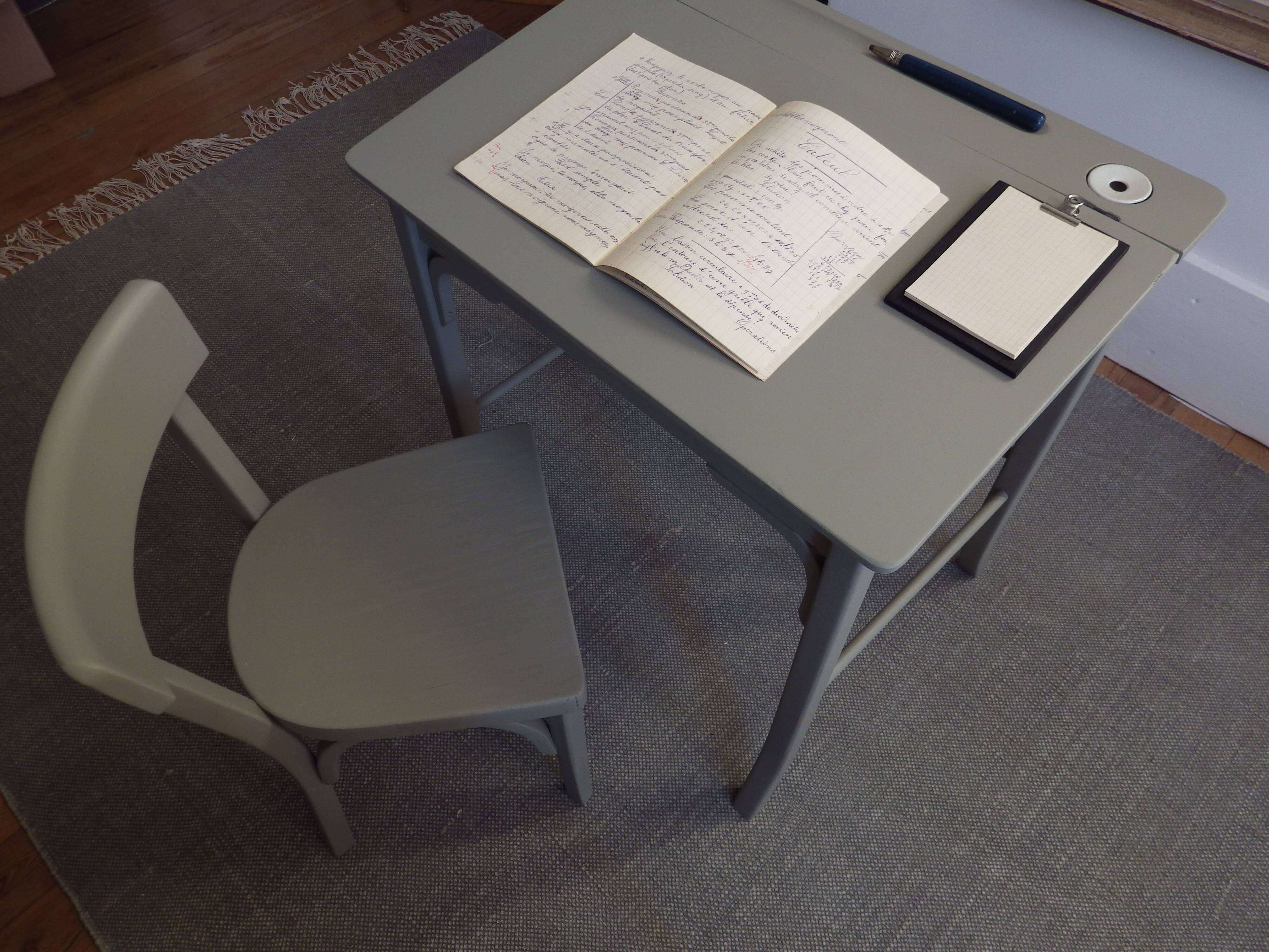 Baumann desk & chair 1950 color Lichen