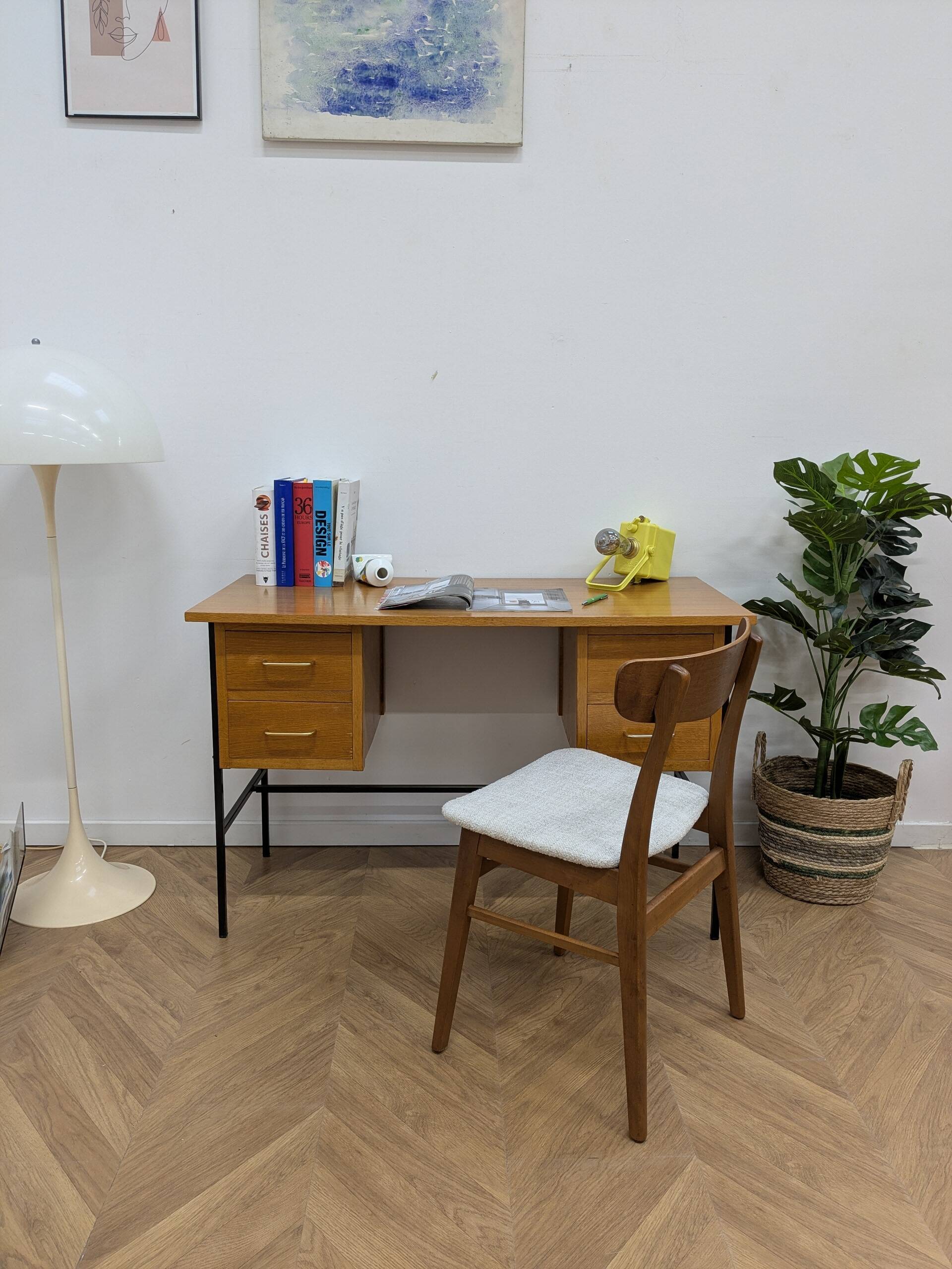 Modernist desk