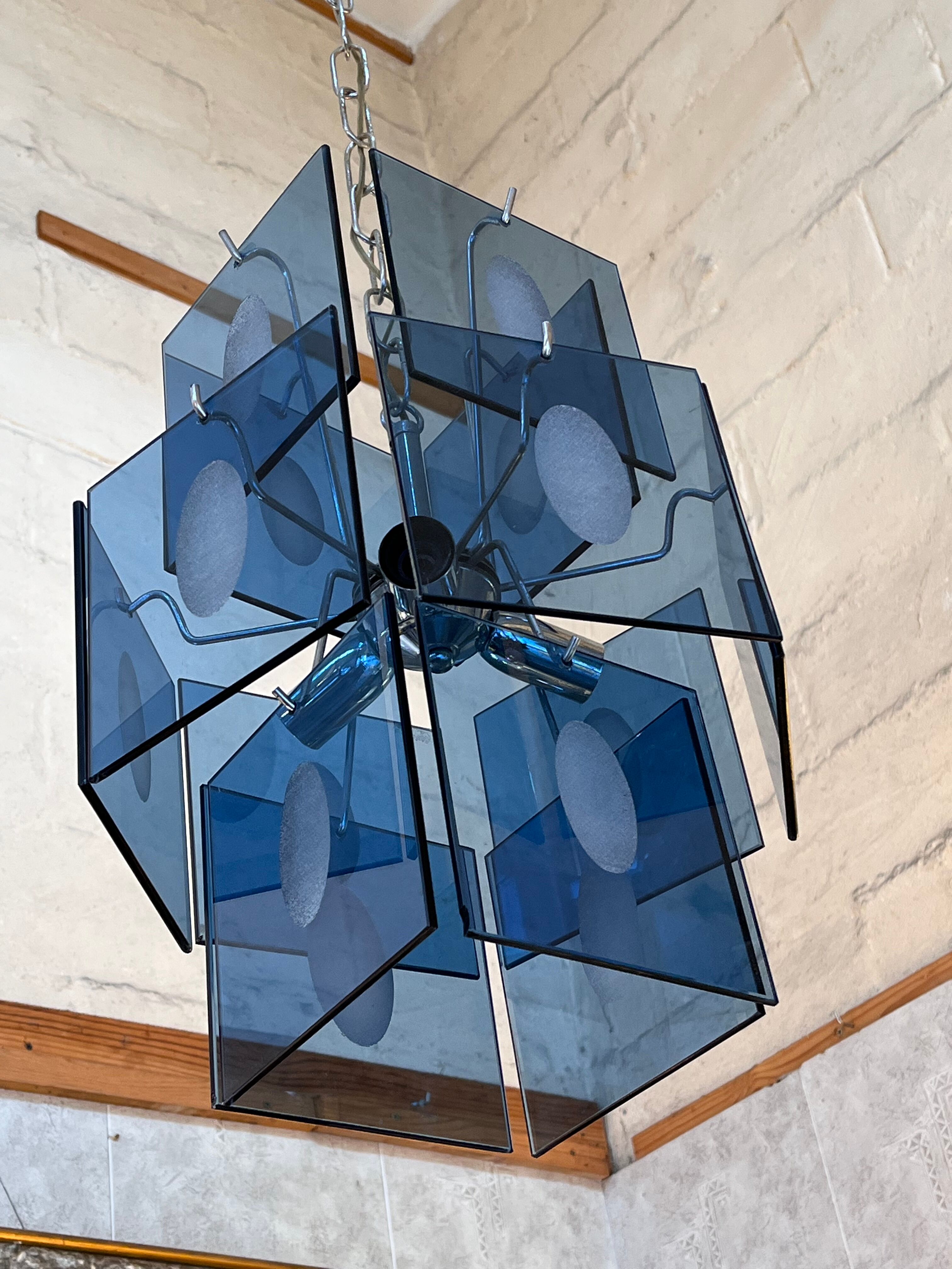 Gino vistosi rare chandelier with blue plates design 1970