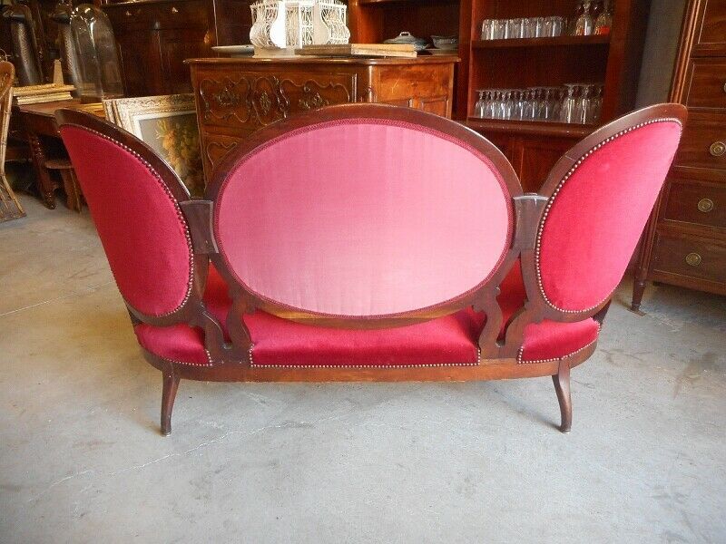 Louis Philippe sofa medallion in mahogany from the 19th century