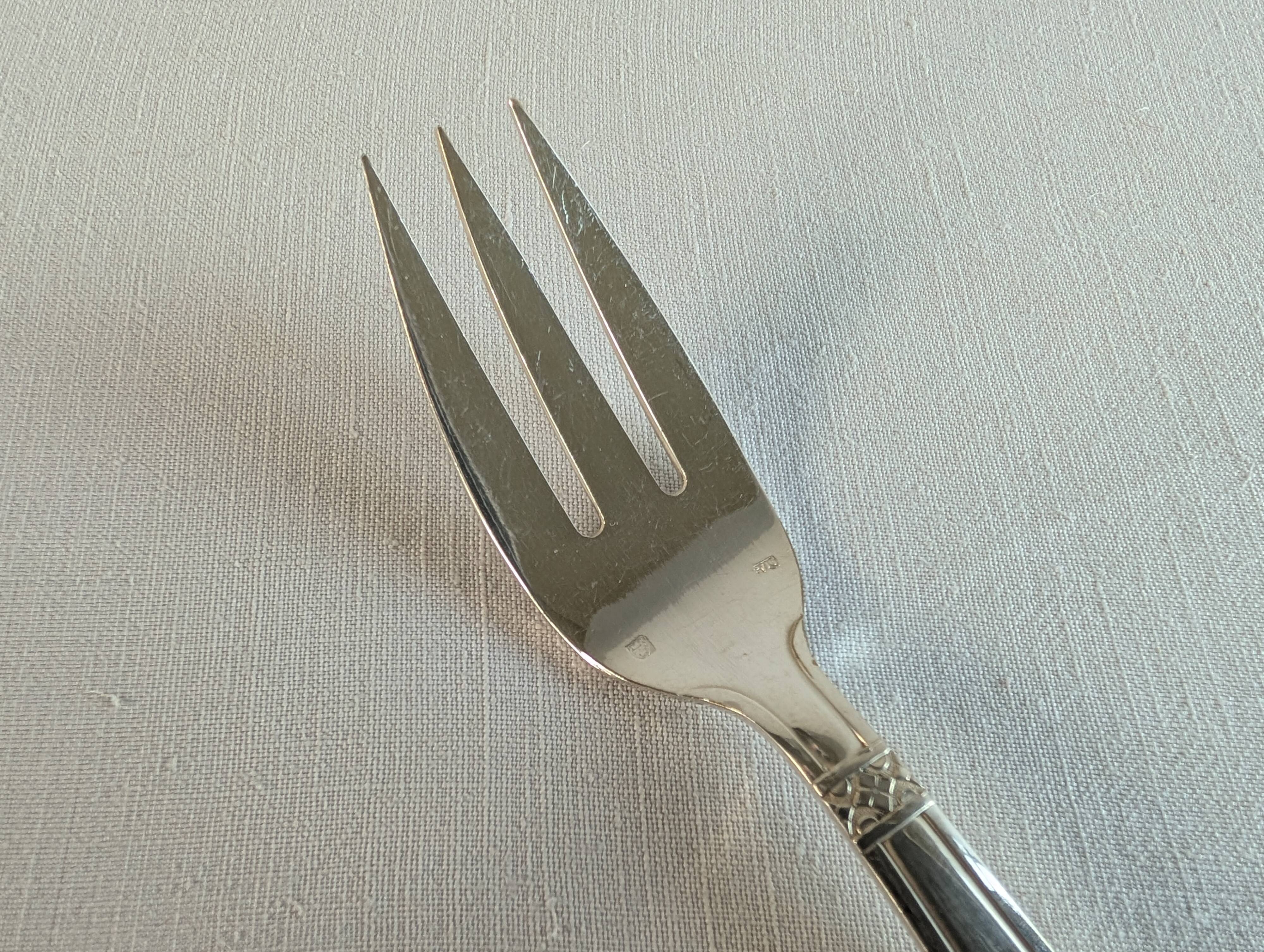 Art Deco silver-plated fish service