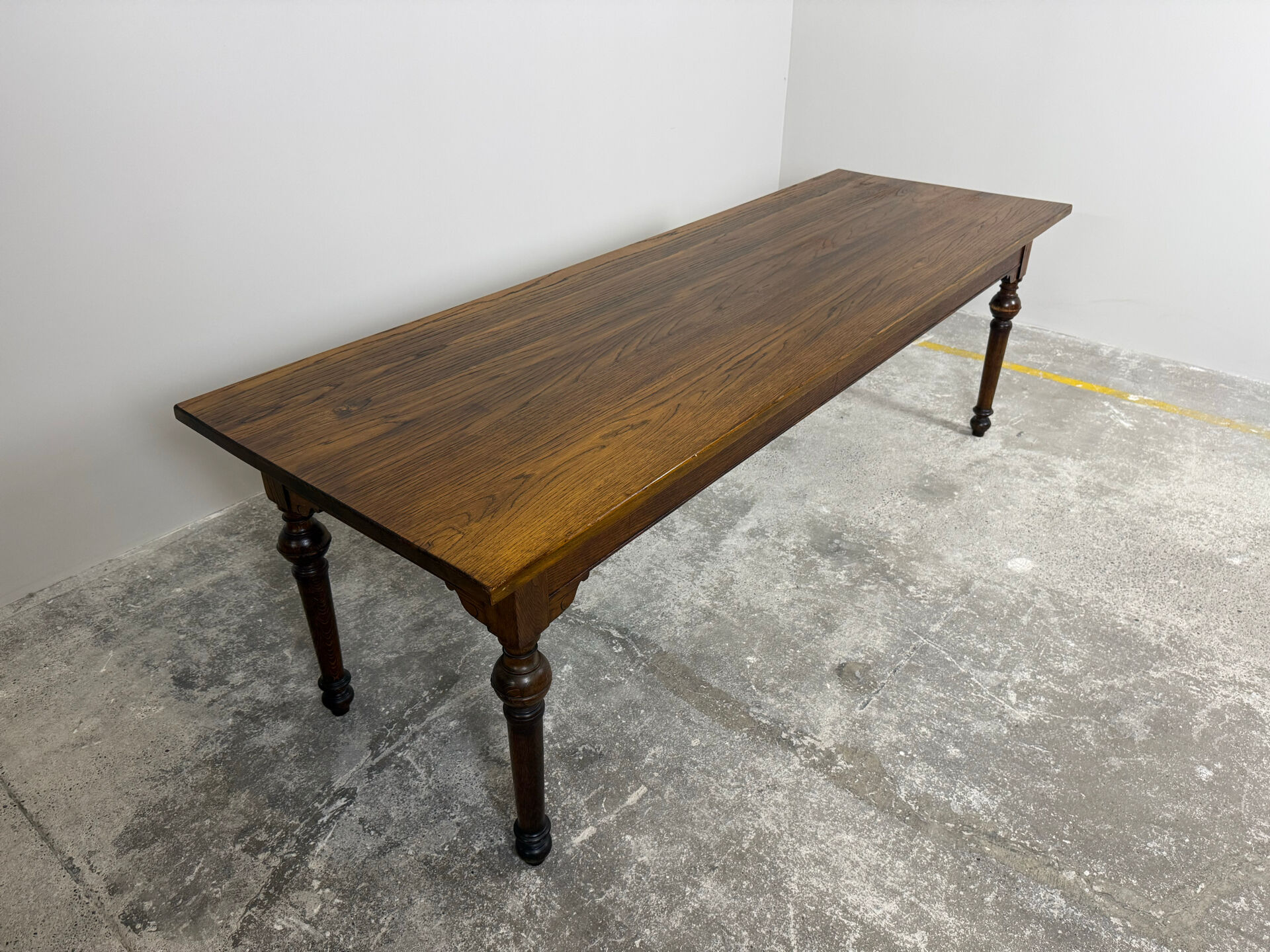 Grande table de ferme ancienne en chêne – 229 cm