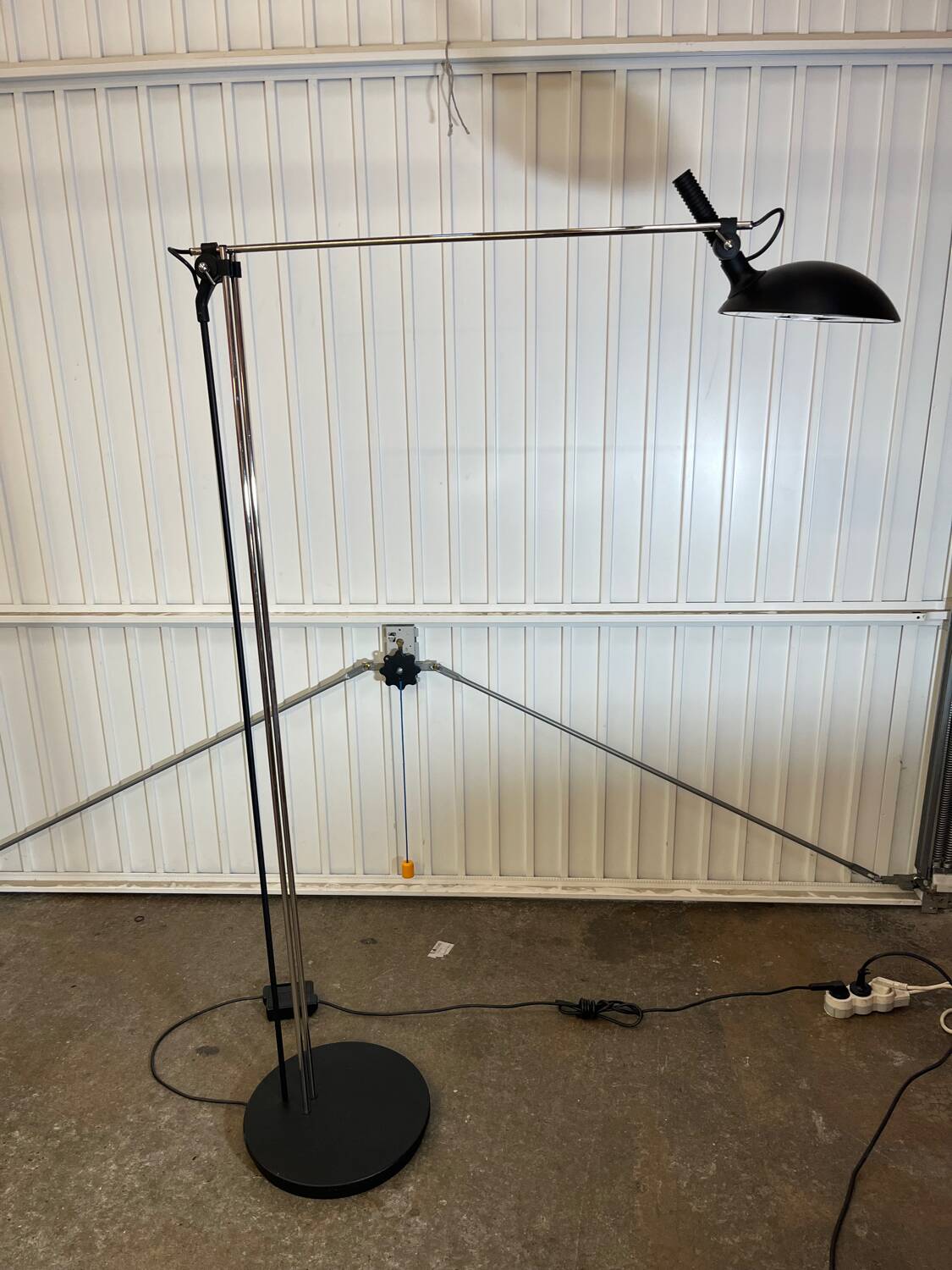 Lampadaire Lyda design italien pour luci années 80