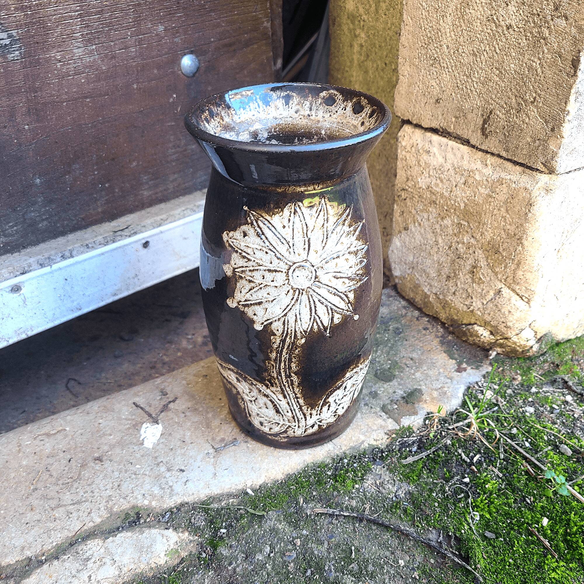 Lava vase floral decoration signed