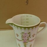 Water pitcher