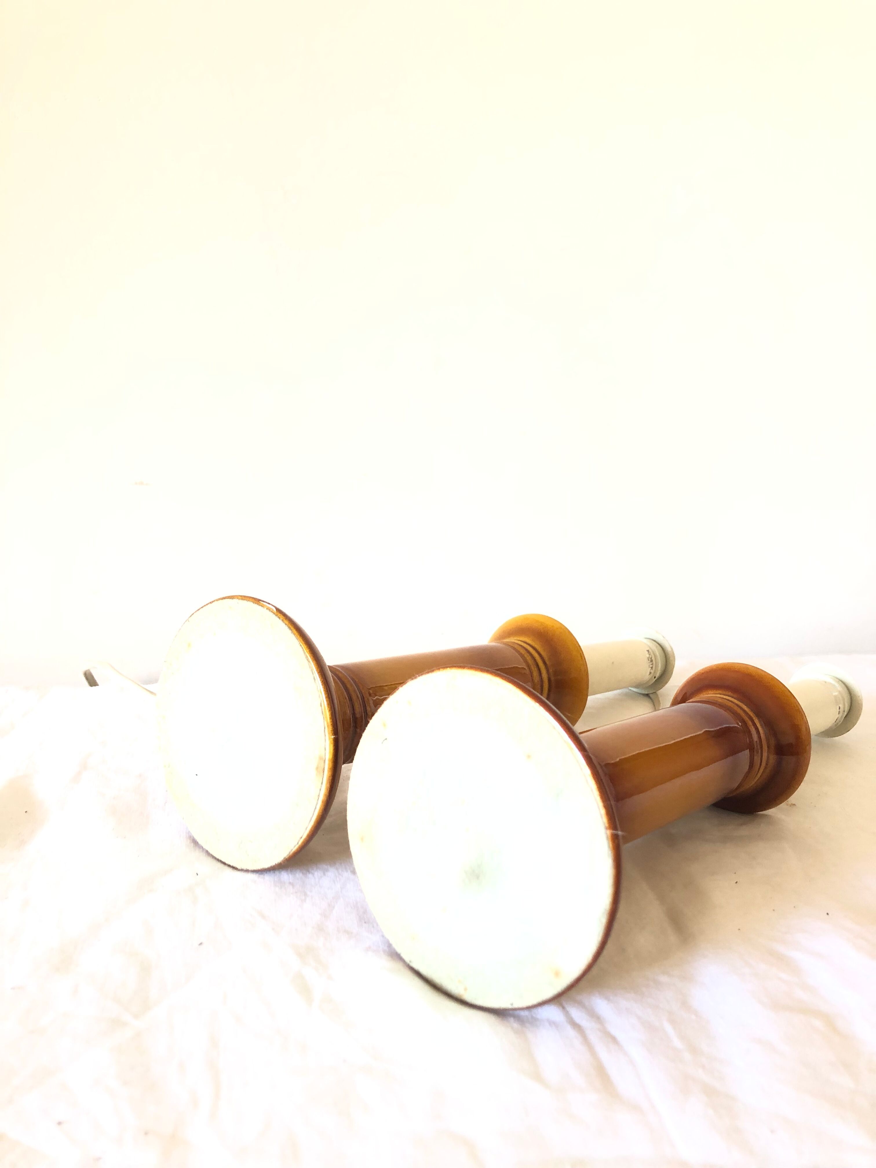 Paire  de lampe fabrication française Kostka vintage.