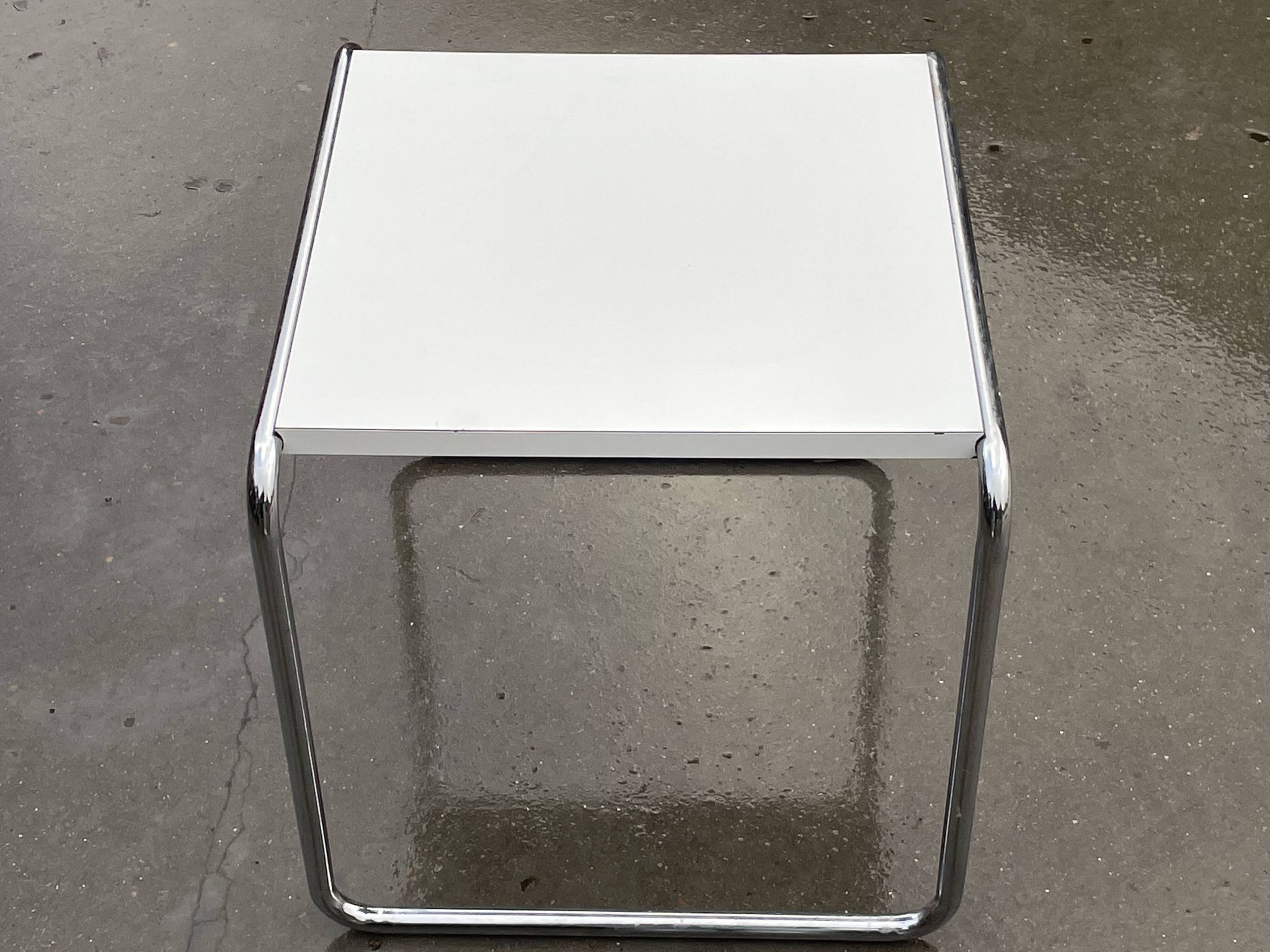 Table basse vintage Gavina "Laccio", design Marcel Breuer 1970