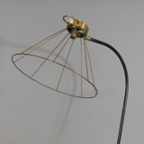 Lampadaire porte revue en fer forgé et et laiton, ampoule apparente 1960