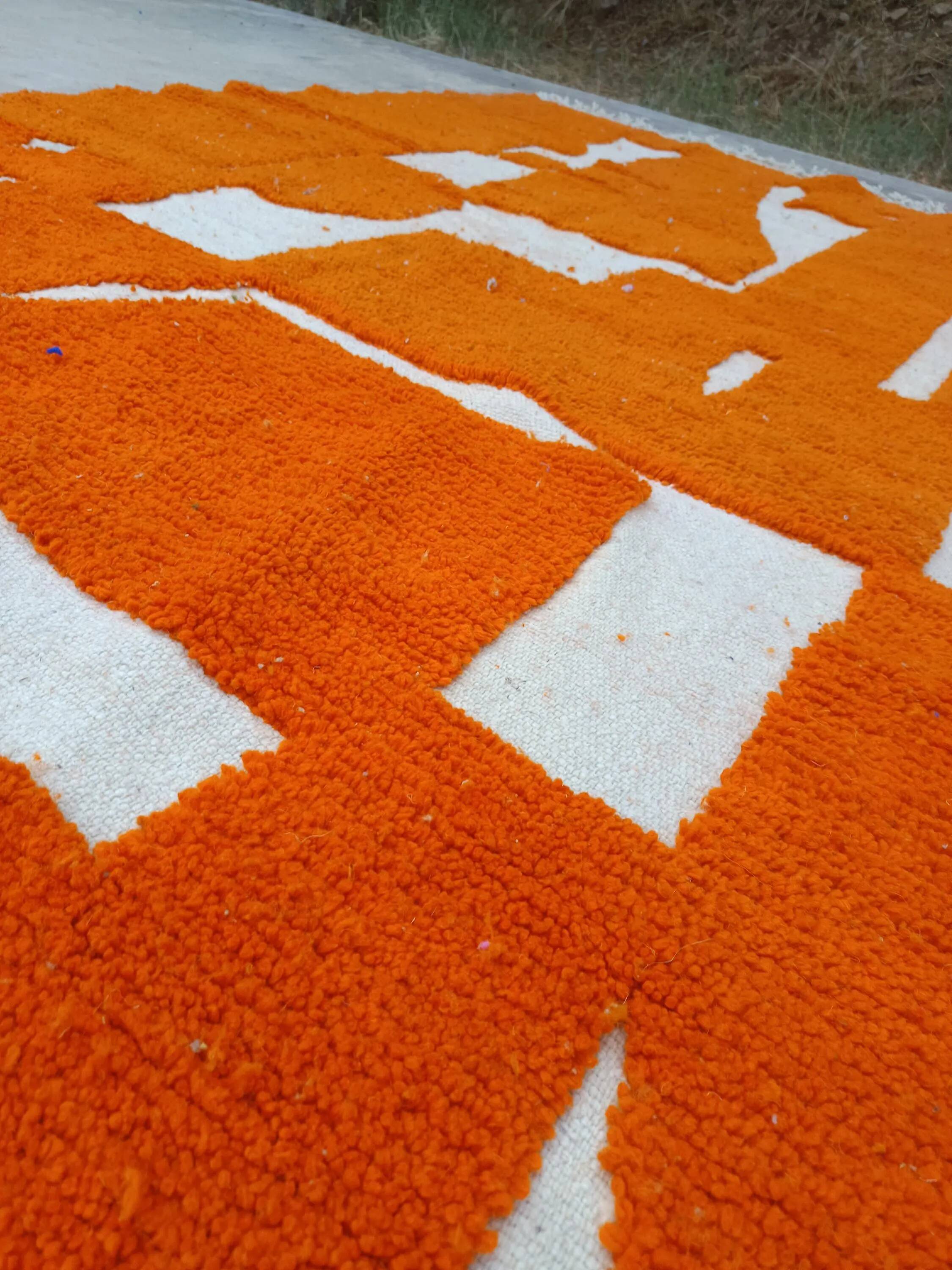 Handmade traditional carpet 250cm x 150cm Moroccan