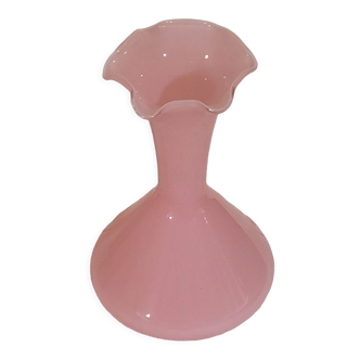 Pink opaline soliflore vase