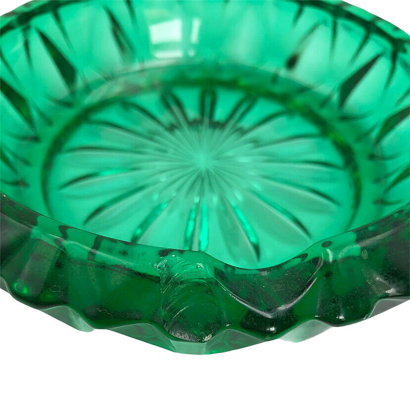 Vintage ashtray chiseled glass