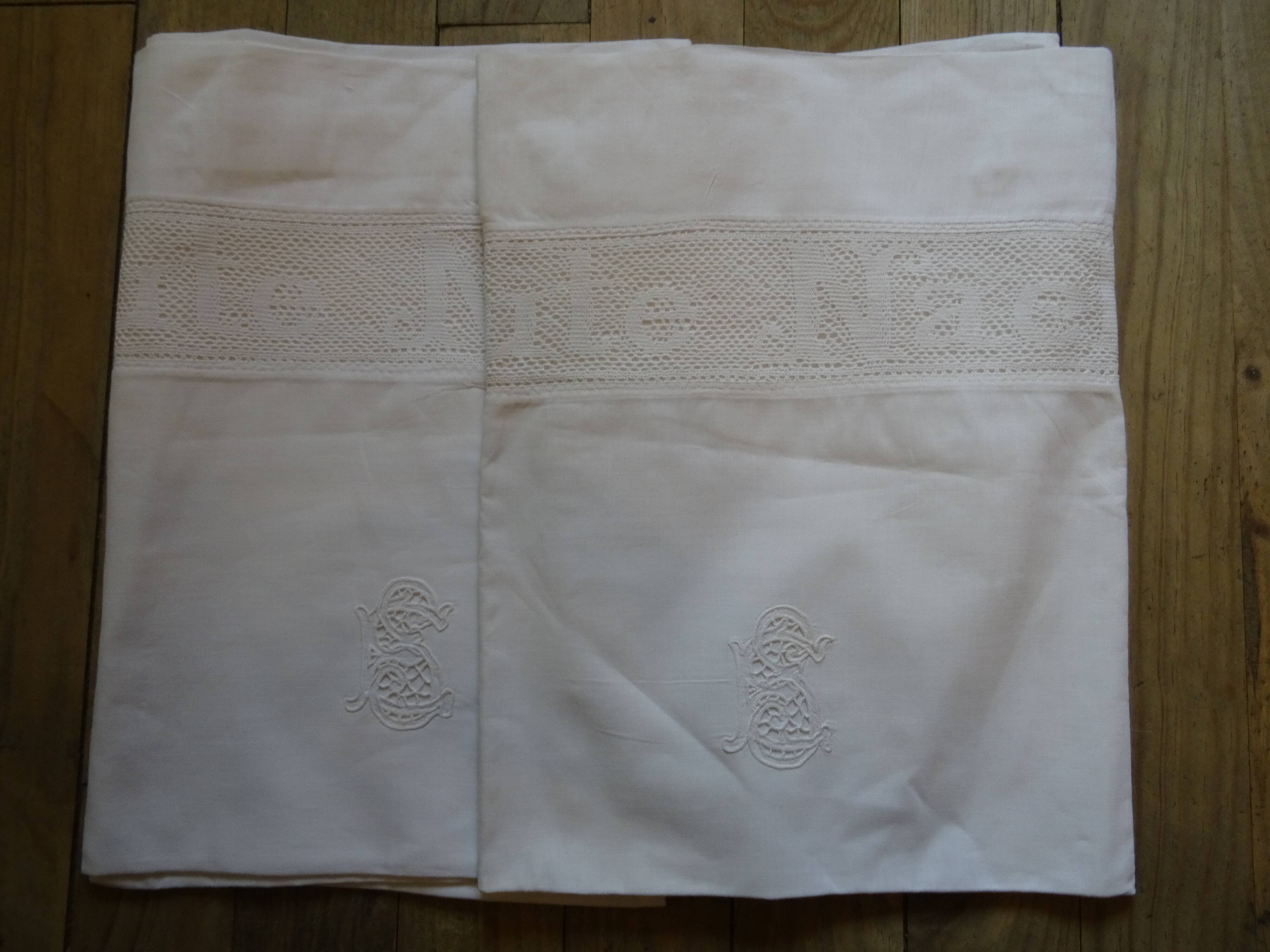Pair of embroidered pillowcases