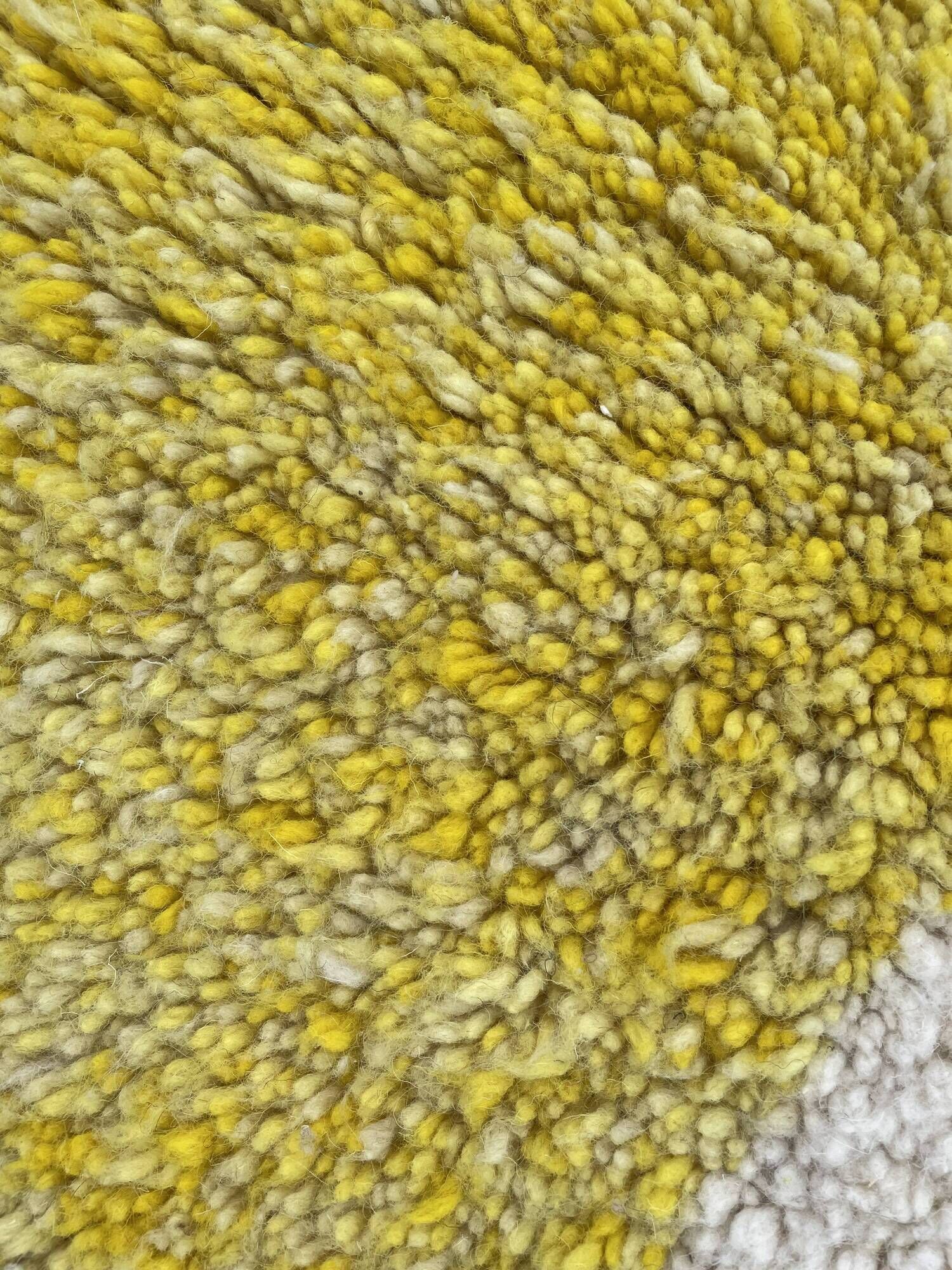Berbere beni ouarain abstract wool rug 120 x 200 cm