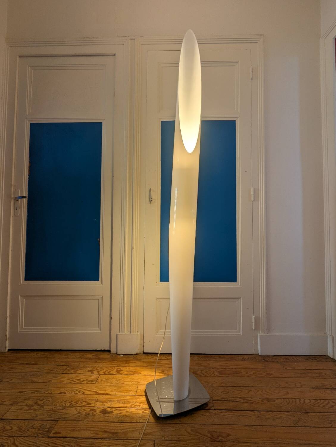 "Shakti" floor lamp – Marzio Rusconi Clerici for Kundalini