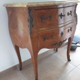 Louis XV curved chest of drawers