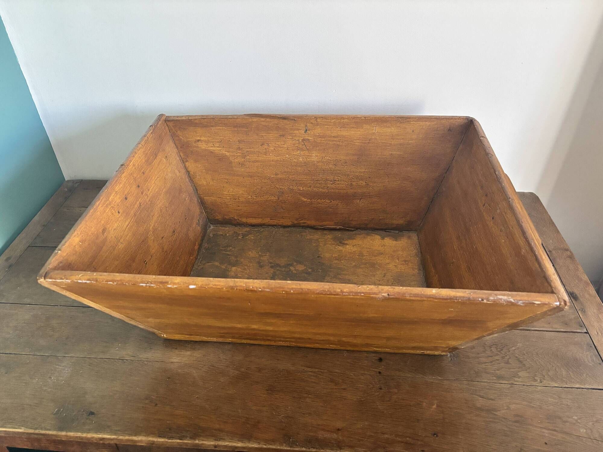 Large vintage wooden dough trough – 65 × 50 cm