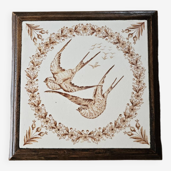 Longwy swallows trivet