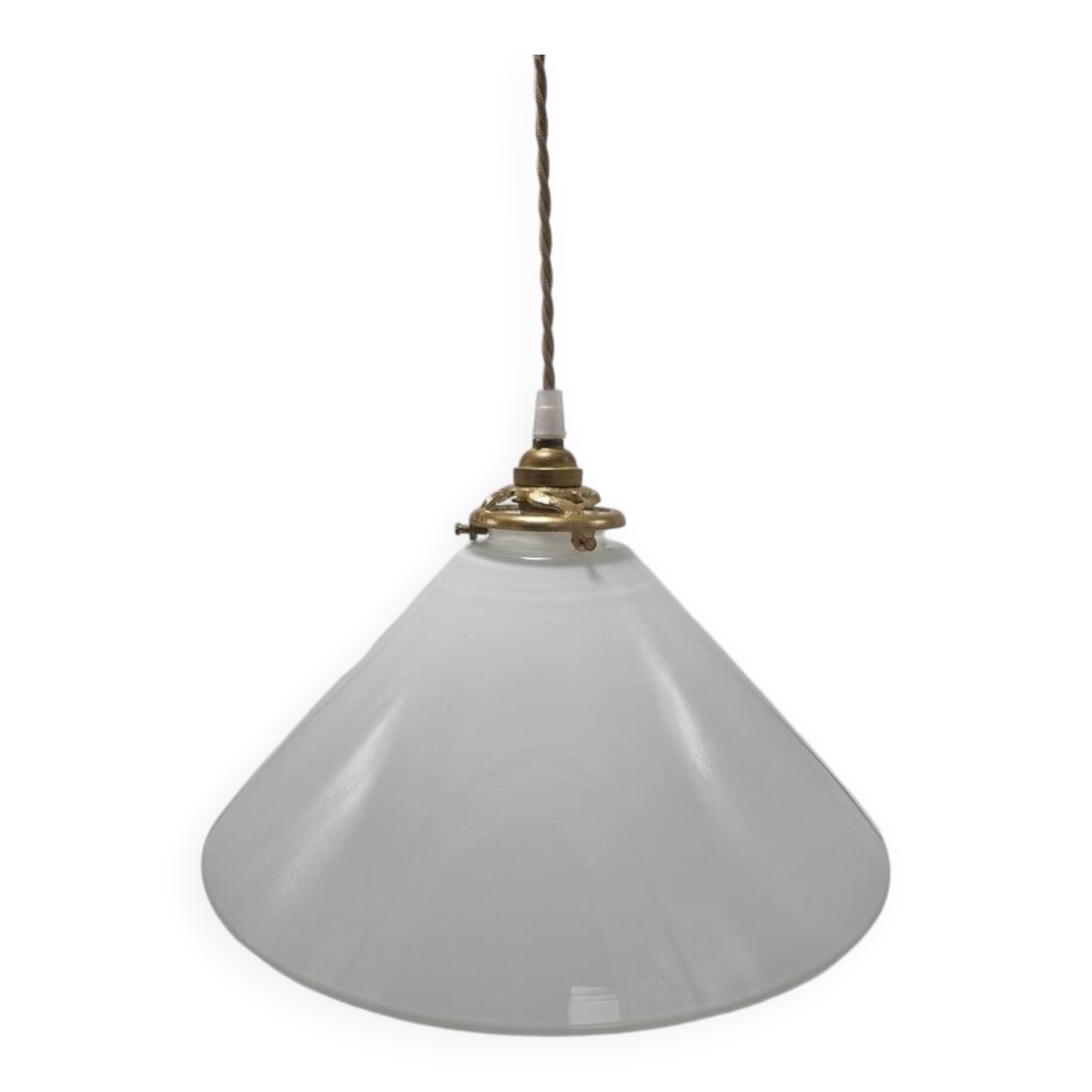 Conical suspension in white opaline