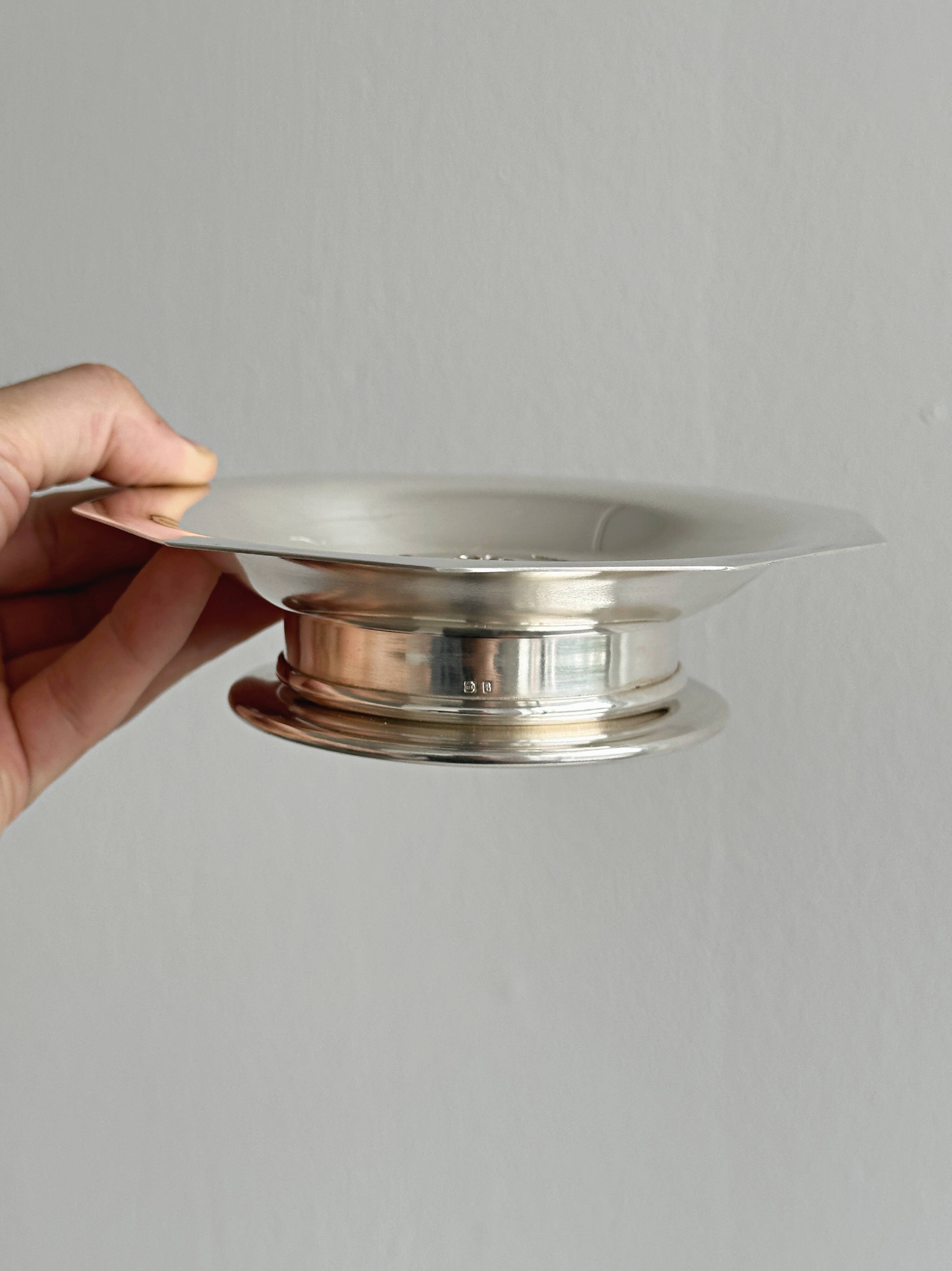 Vintage silver-plated shell butter dish