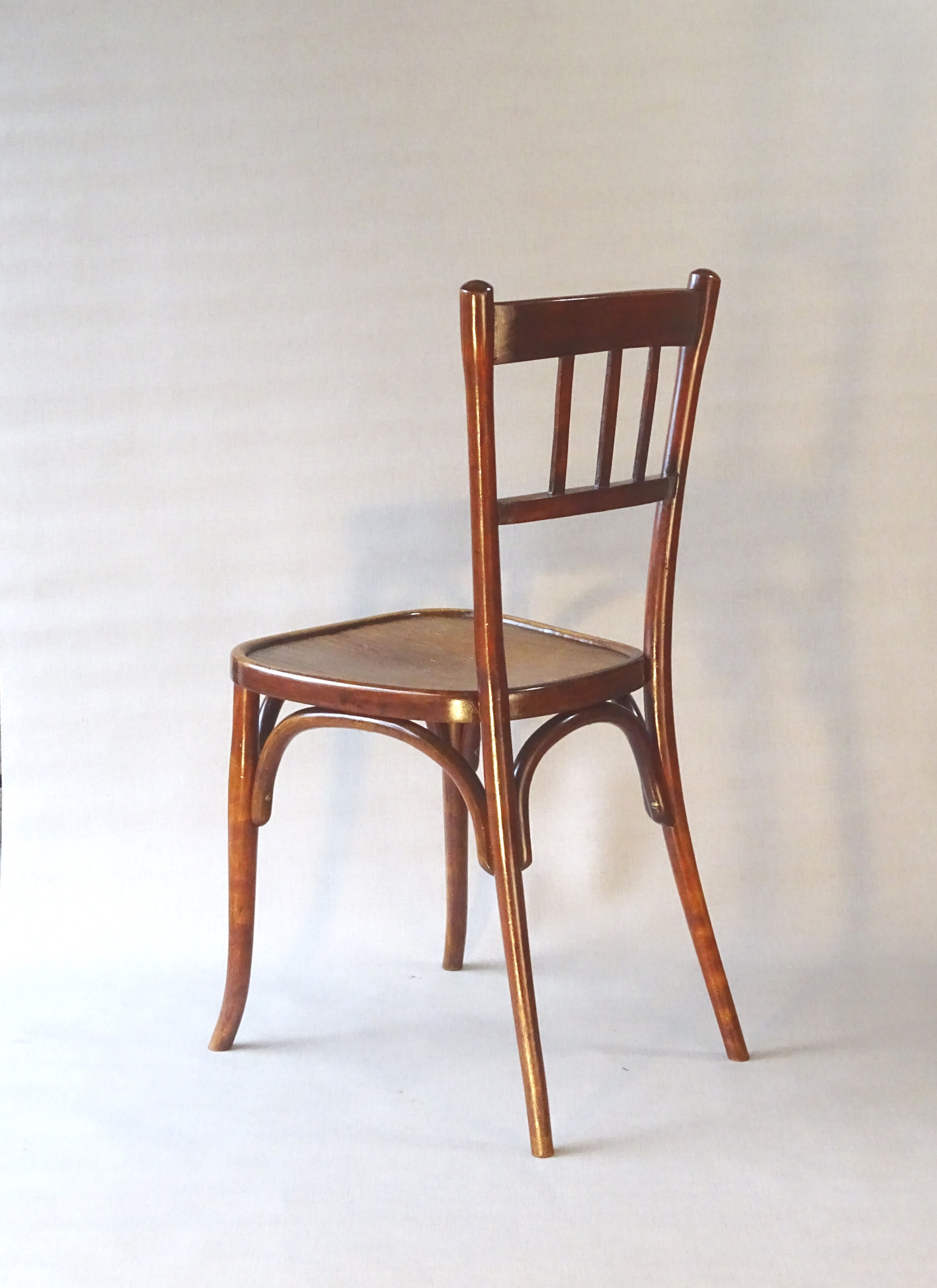 Chaise de bistrot Baumann 1925 assise bois