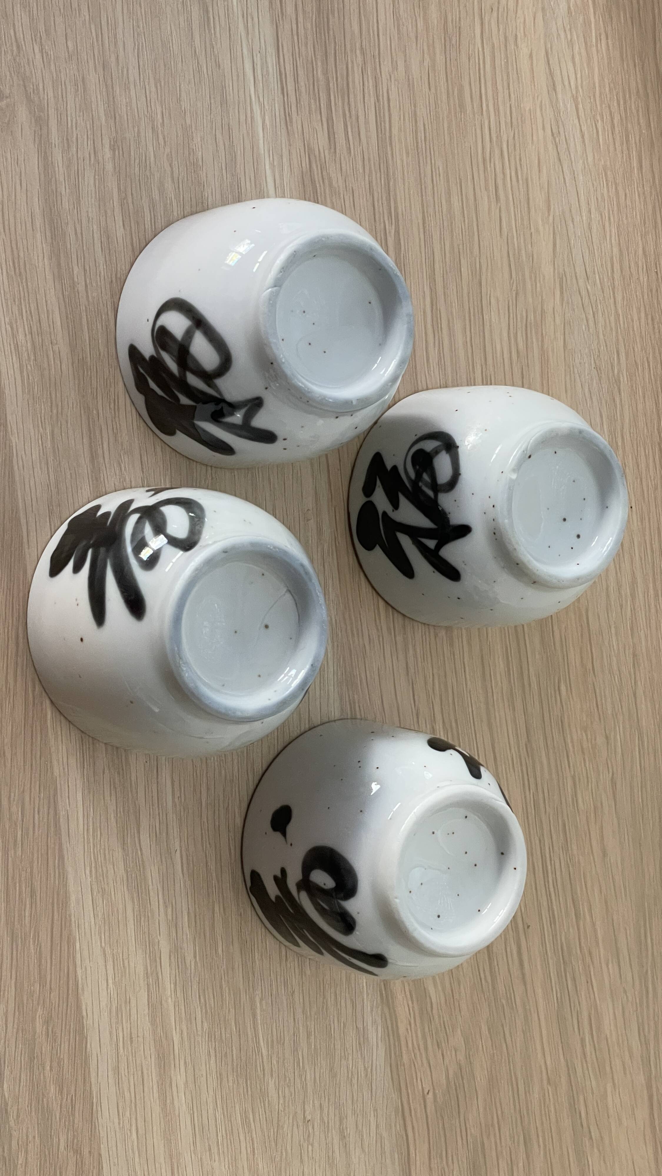 4 vintage stoneware cups