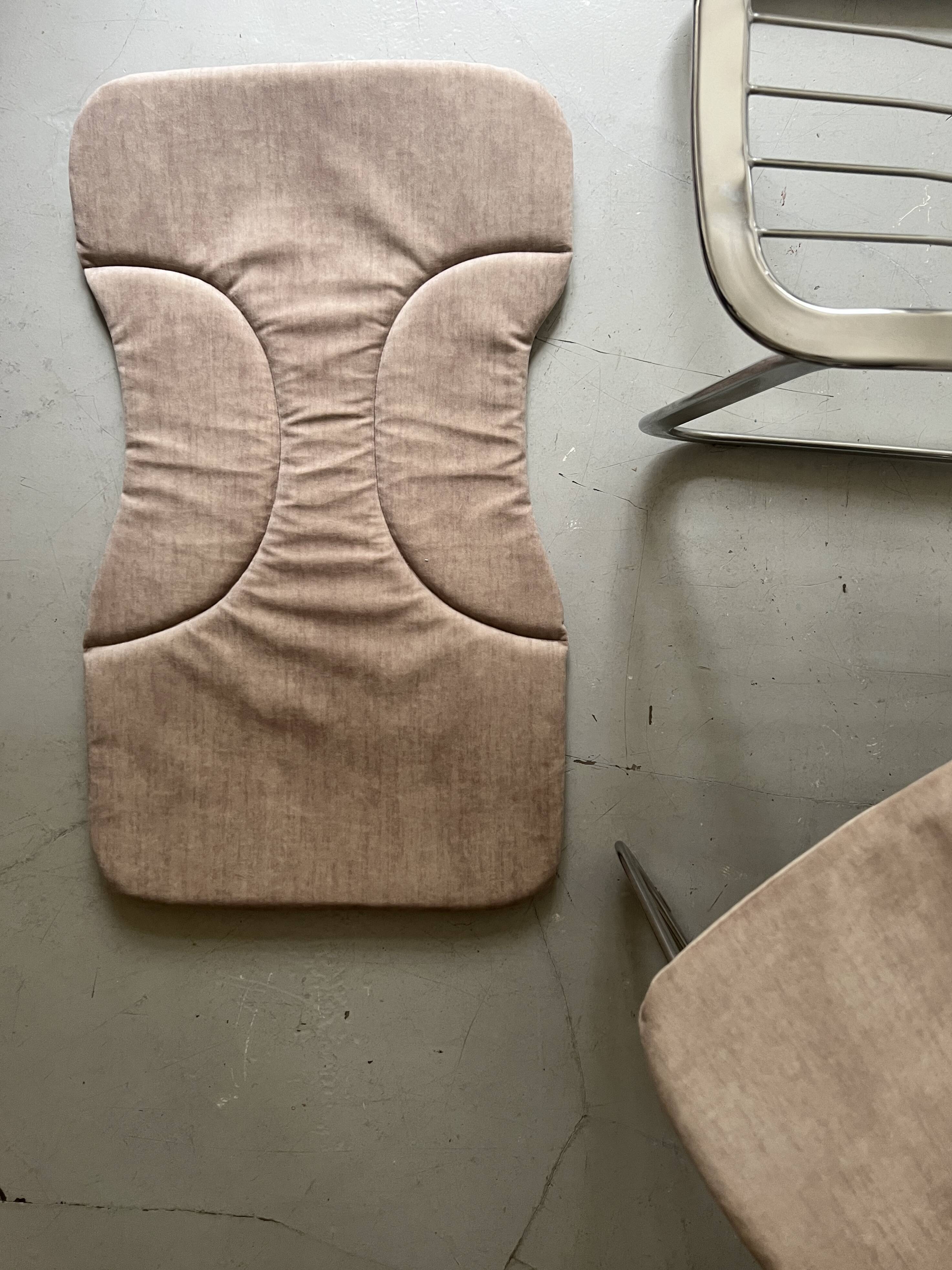 Cidue chair in chrome and short velvet, Willy Rizzo design 1970