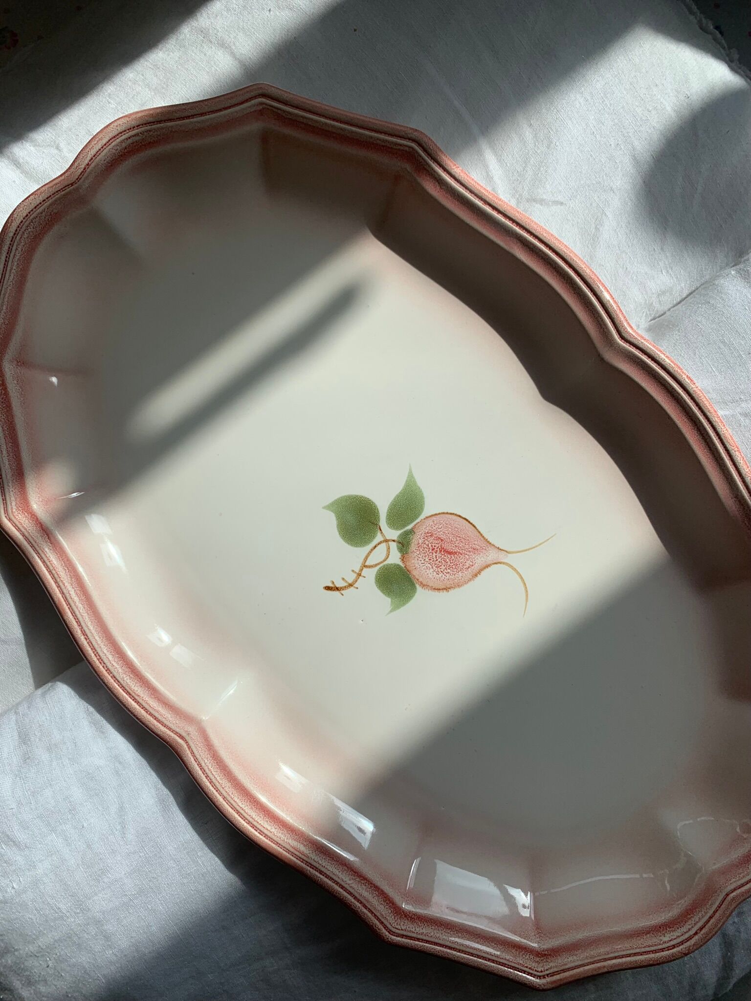 Large pink dish in Salins porcelain (identical oyster plates)