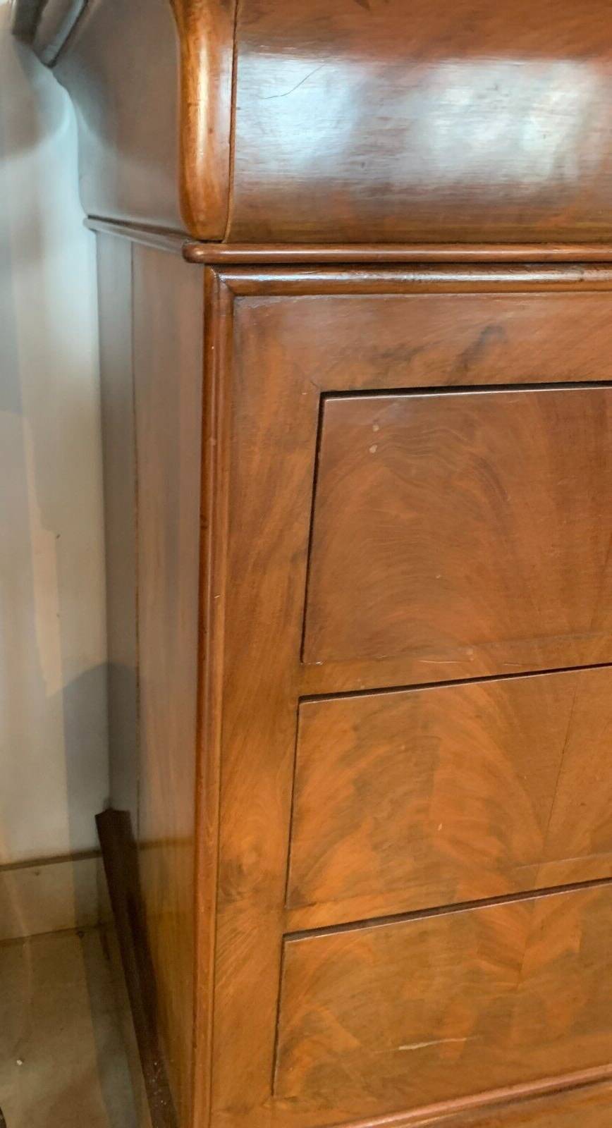 Louis Philippe dressing table chest of drawers in mahogany and 19th century veneer