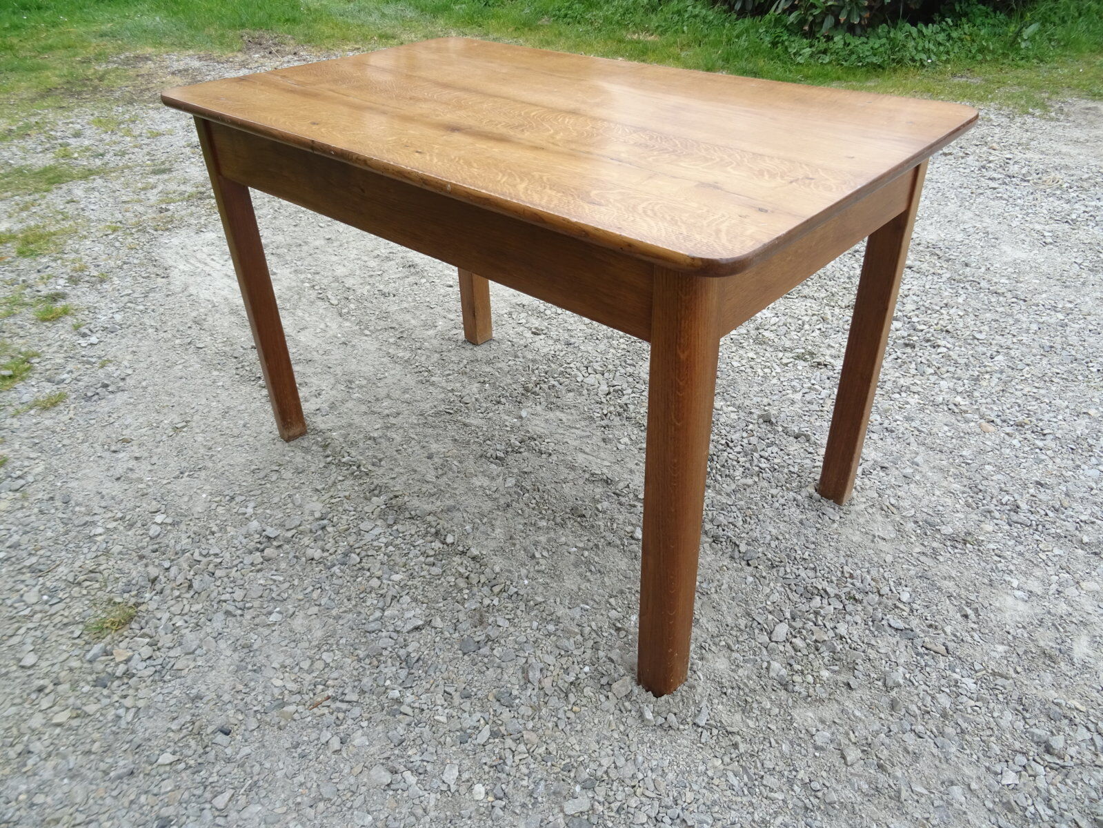 Solid oak farm table 121x73