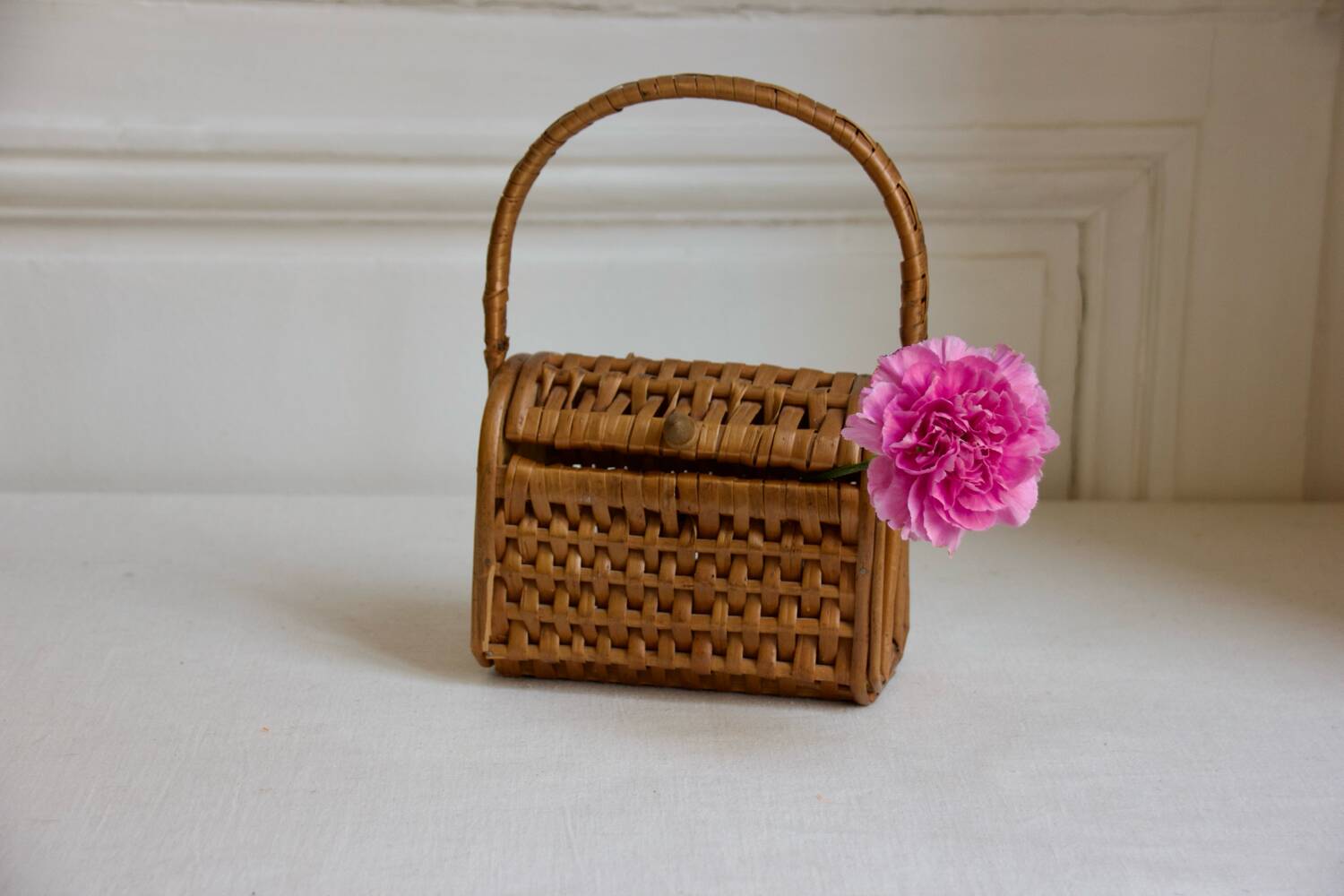 Panier en bois et en osier