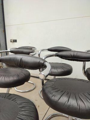 Set of 6 leather Cobra chairs by Giotto Stoppino, 1975