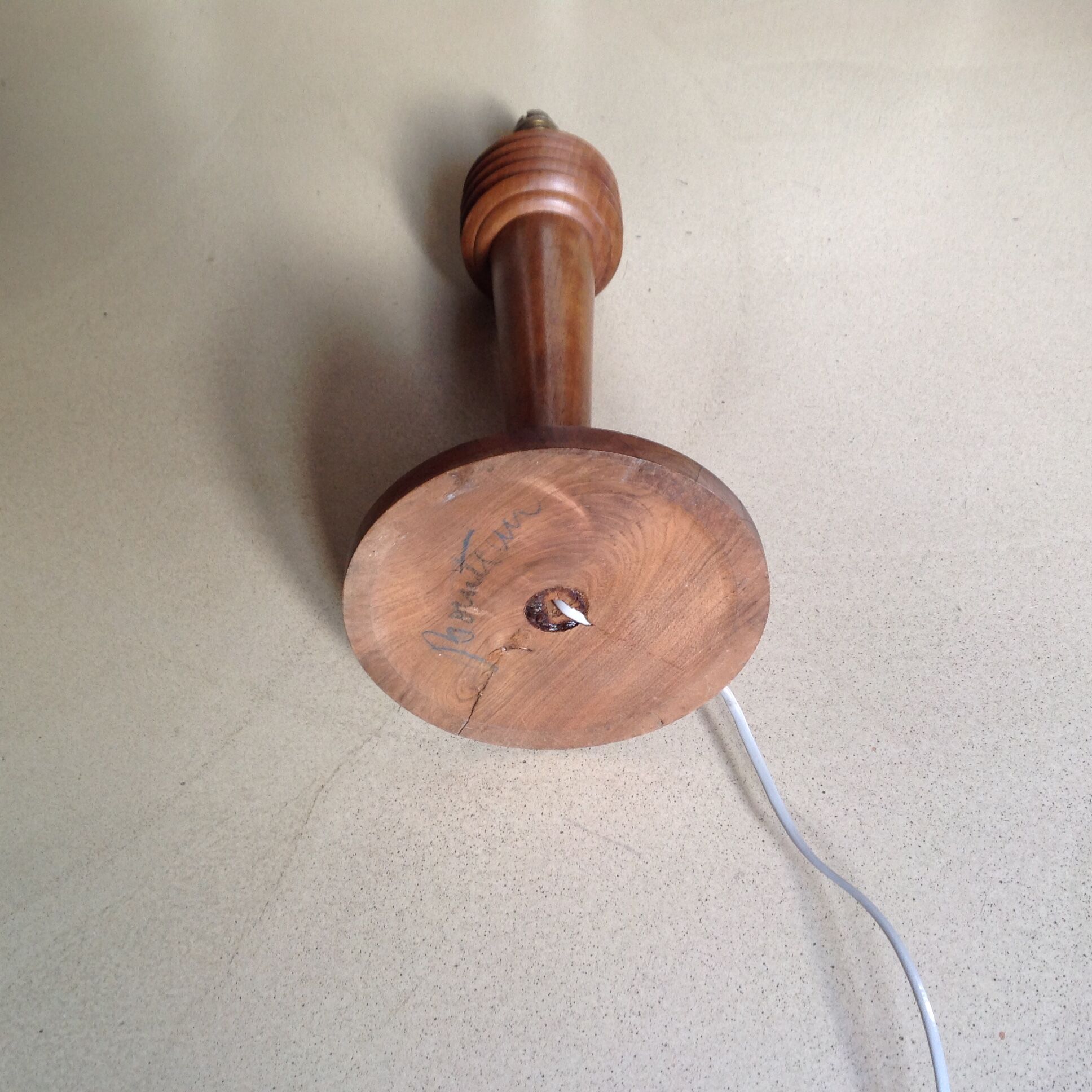 Wooden lamp foot