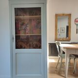 Renovated old showcase