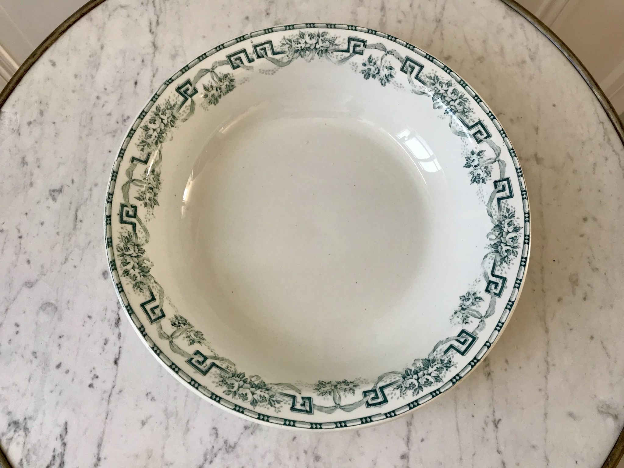 Hollow round dish / salad bowl Terre de Fer Moulin des Loups "Athens" late nineteenth century