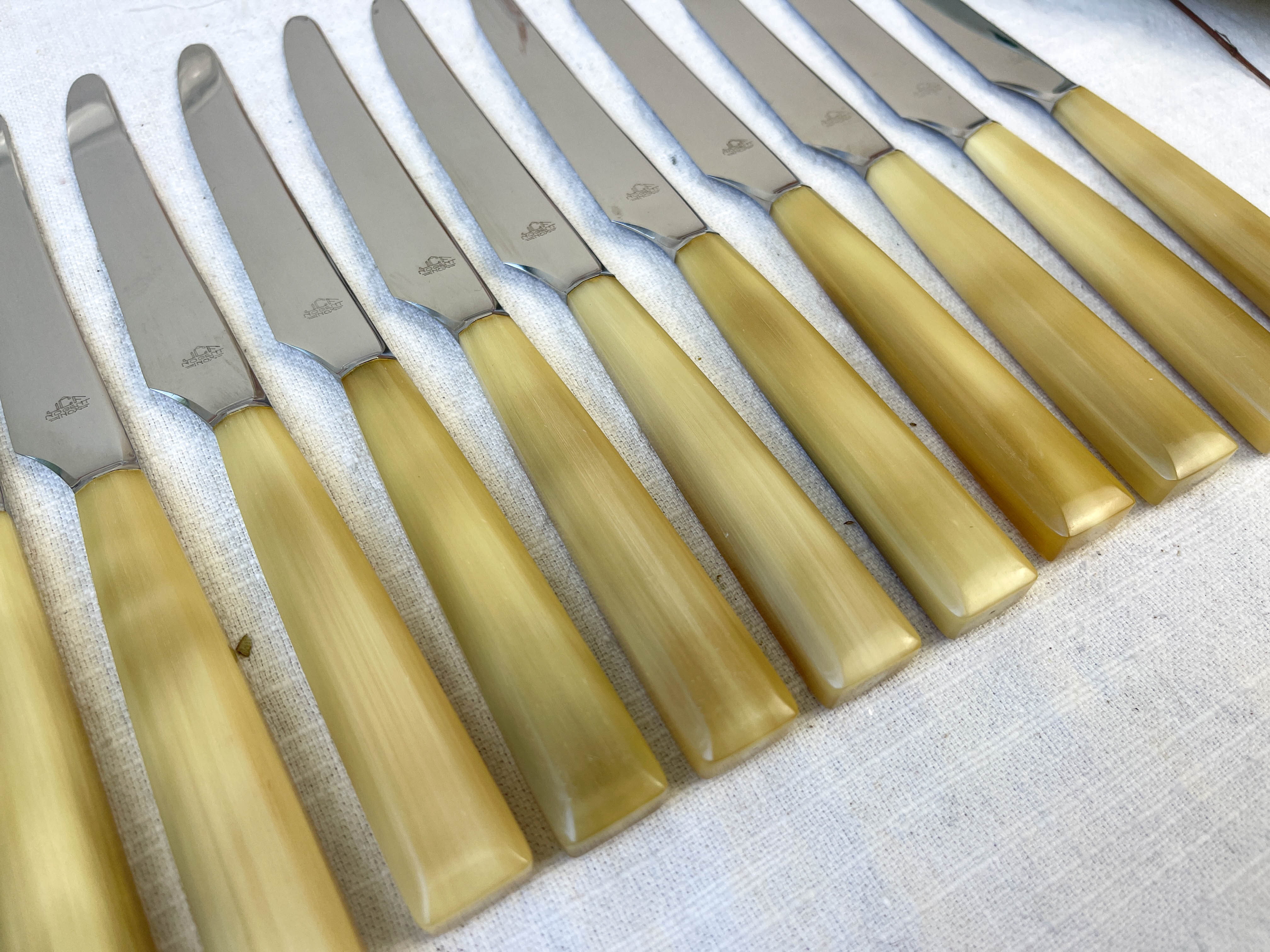 12 vintage knives NOGENT Bakélite imitation ivory